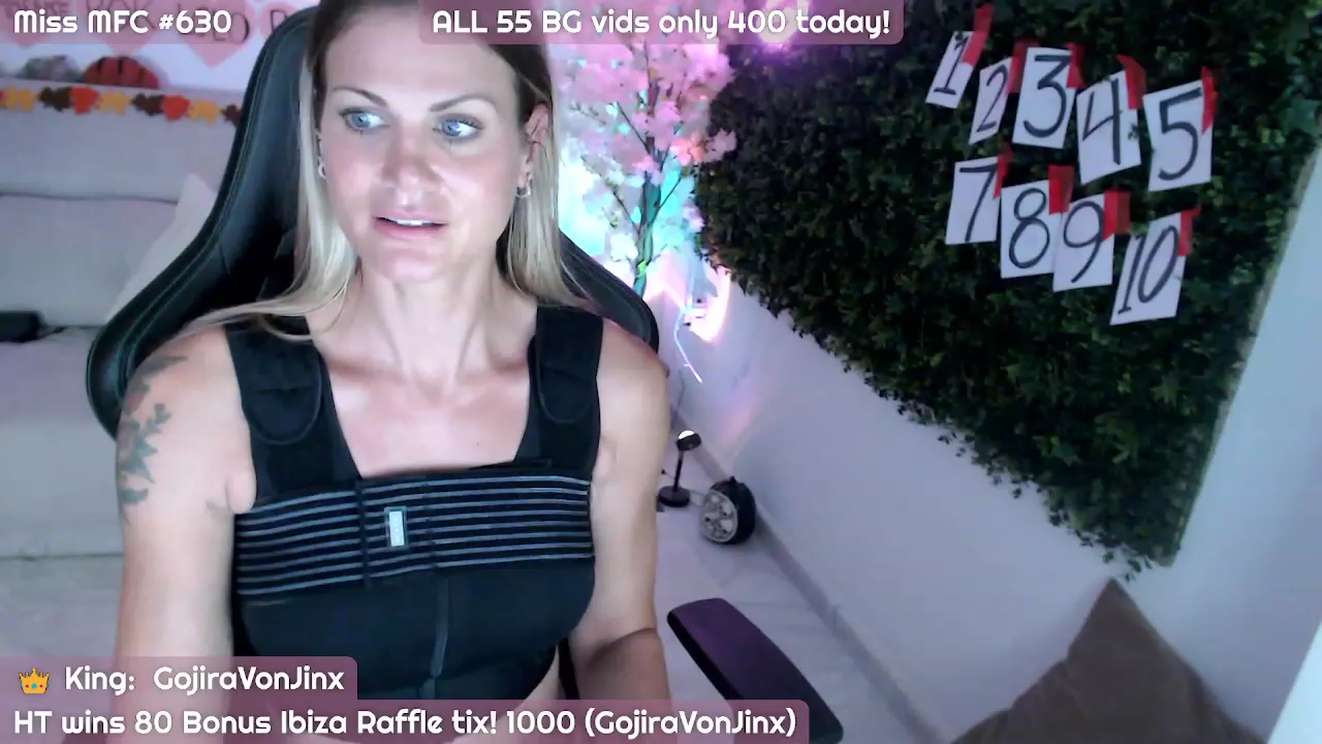 Gallery image thumbnail from JennyJinx's myfreecams stream on, 11/02/2023, 06:58 image 13 of 20