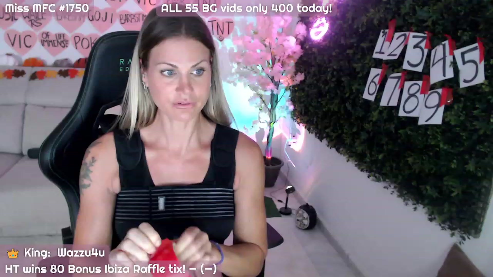 Gallery image thumbnail from JennyJinx's myfreecams stream on, 11/02/2023, 06:58 image 3 of 20