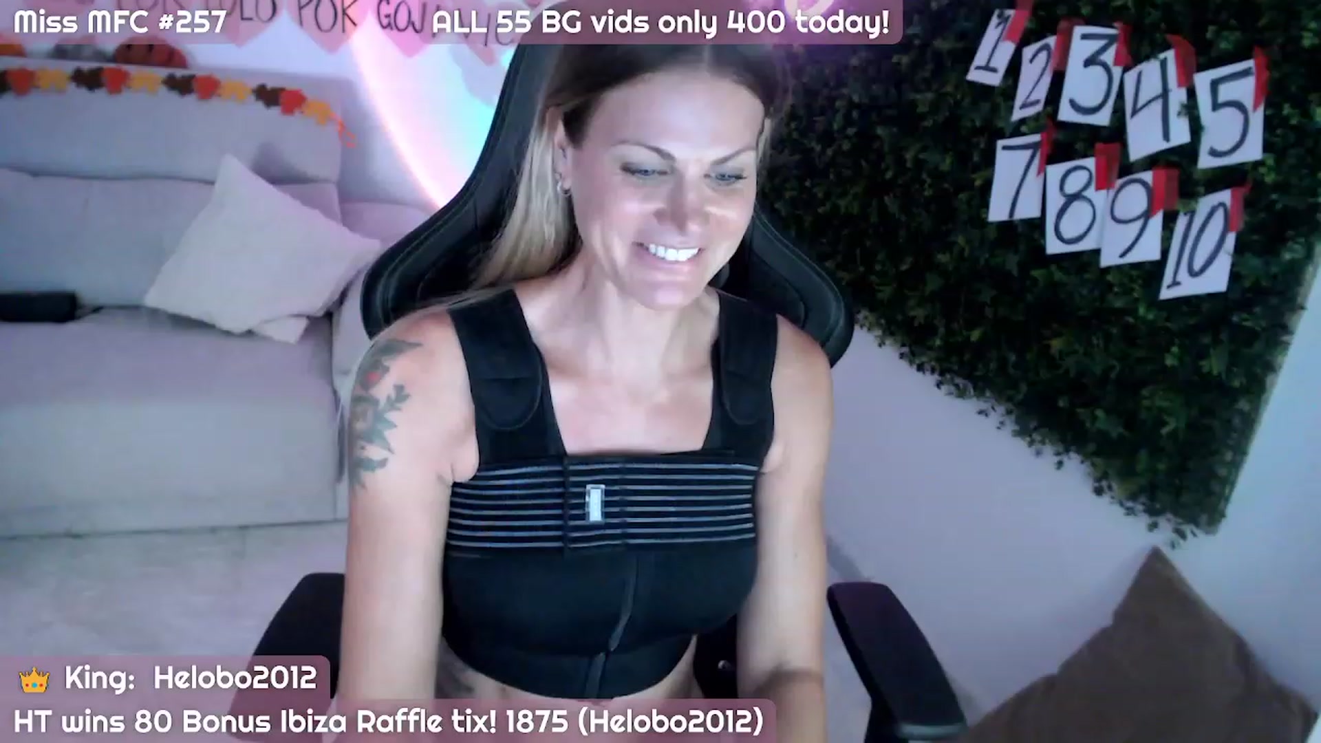 Gallery image thumbnail from JennyJinx's myfreecams stream on, 11/02/2023, 07:34 image 1 of 20