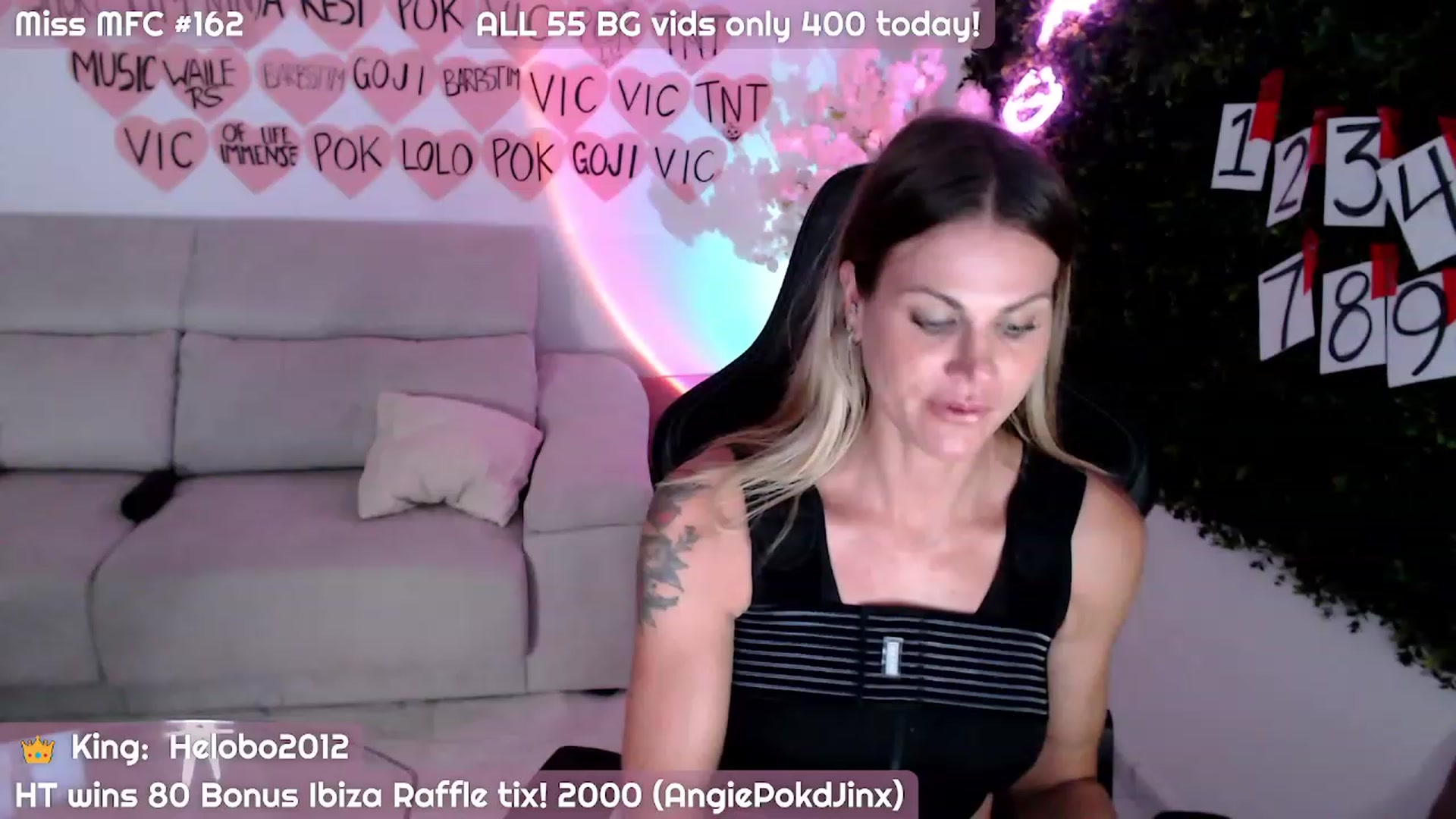 Gallery image thumbnail from JennyJinx's myfreecams stream on, 11/03/2023, 07:52 image 10 of 20