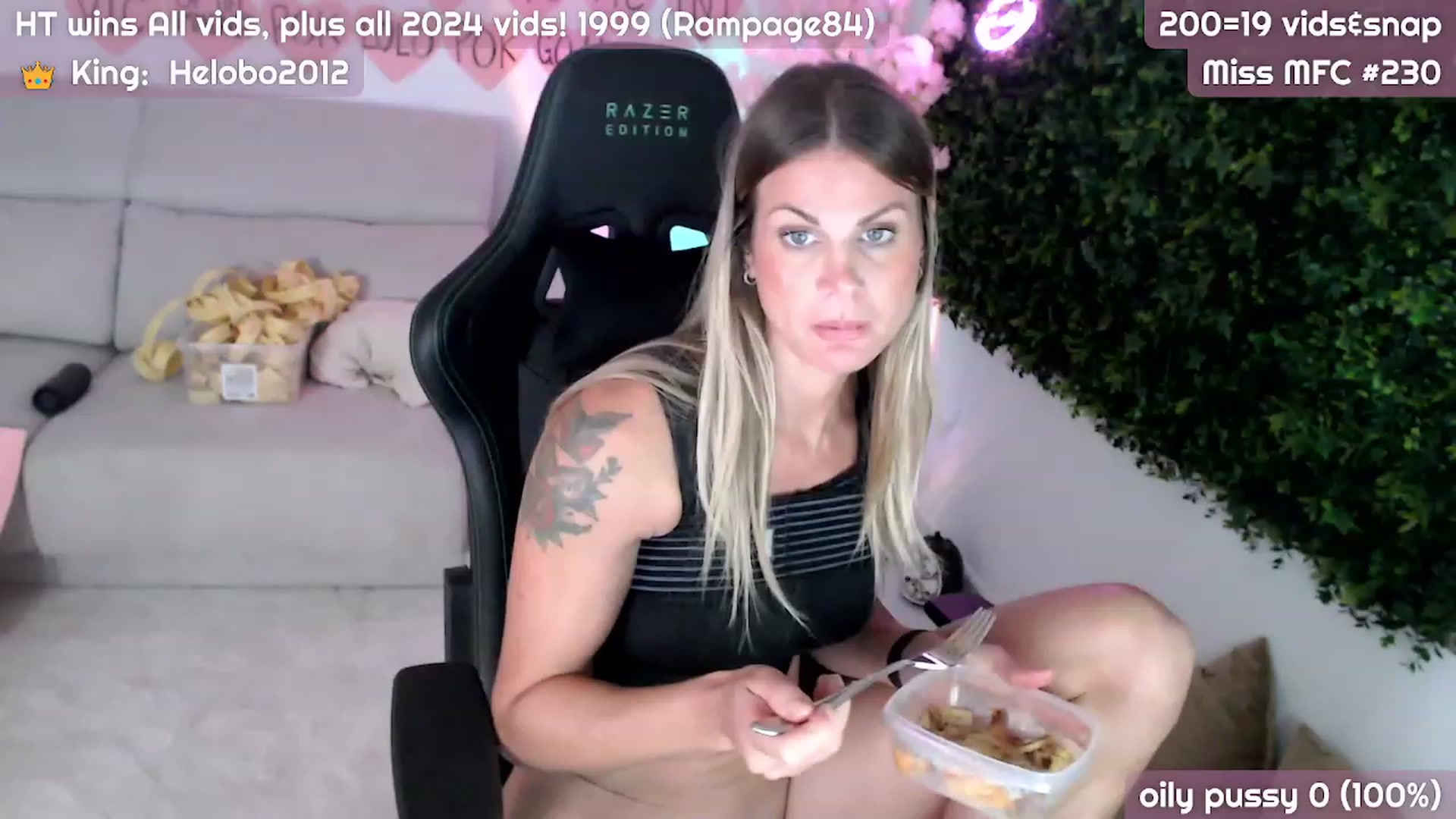 Gallery image thumbnail from JennyJinx's myfreecams stream on, 11/05/2023, 07:28 image 16 of 20