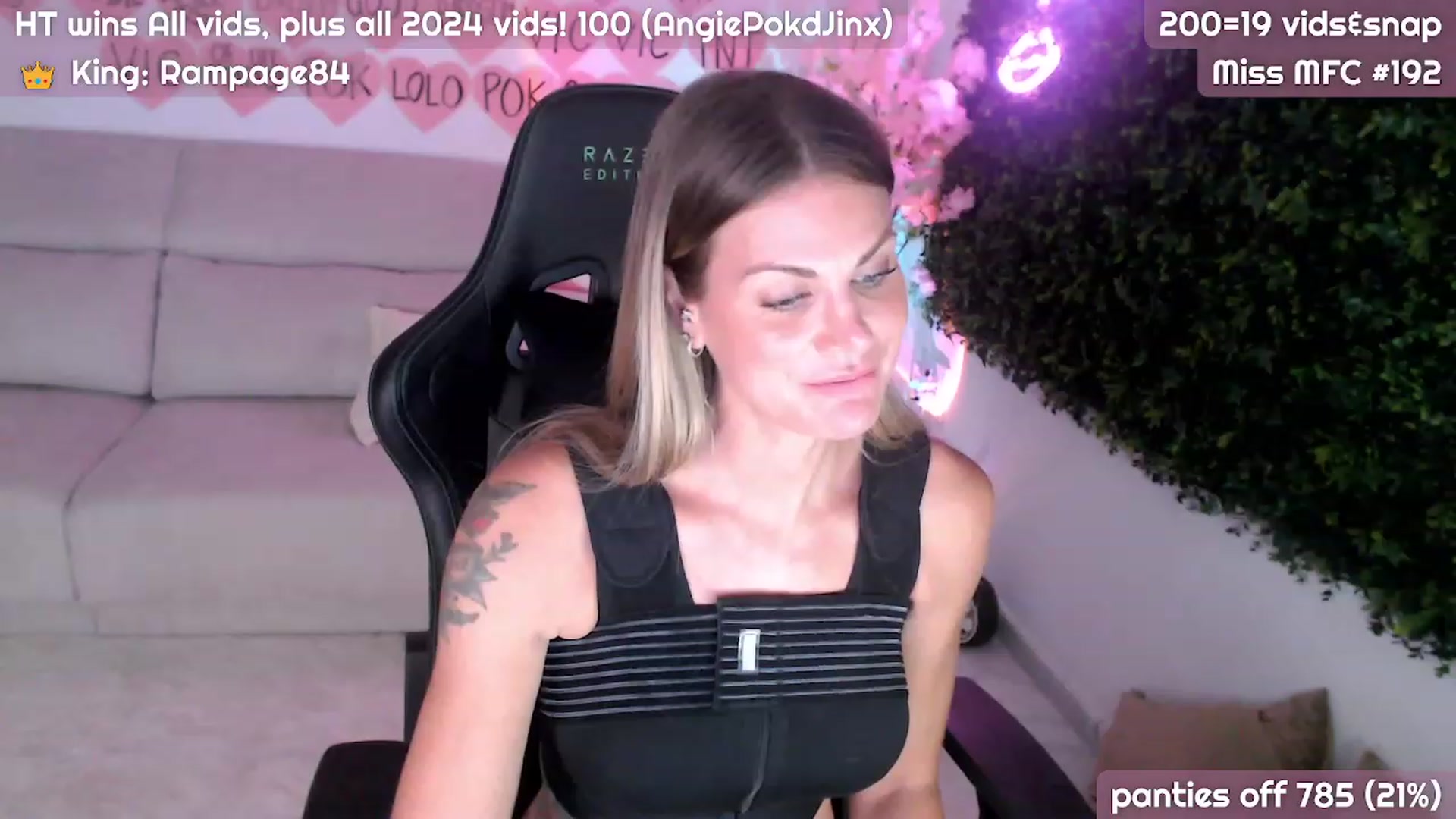 Gallery image thumbnail from JennyJinx's myfreecams stream on, 11/06/2023, 07:29 image 2 of 20