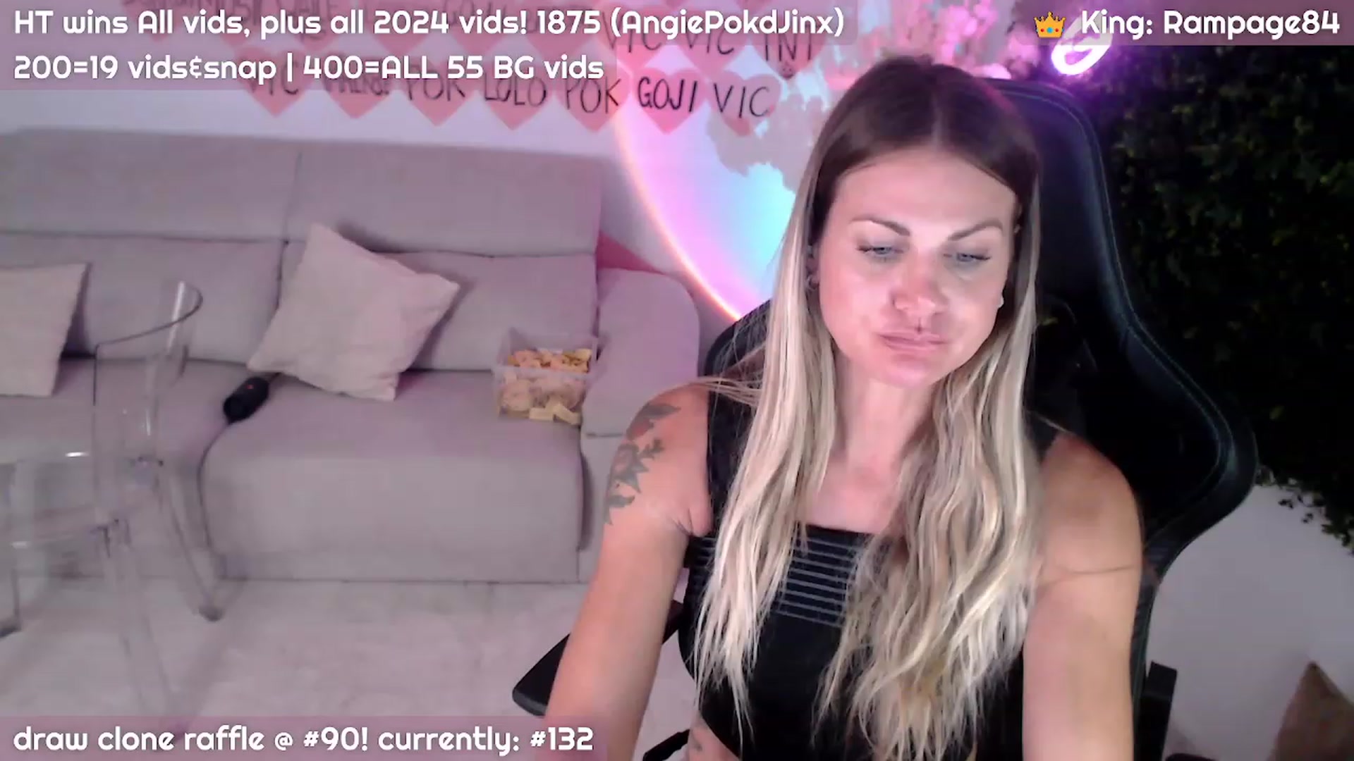 Gallery image thumbnail from JennyJinx's myfreecams stream on, 11/07/2023, 07:36 image 3 of 20