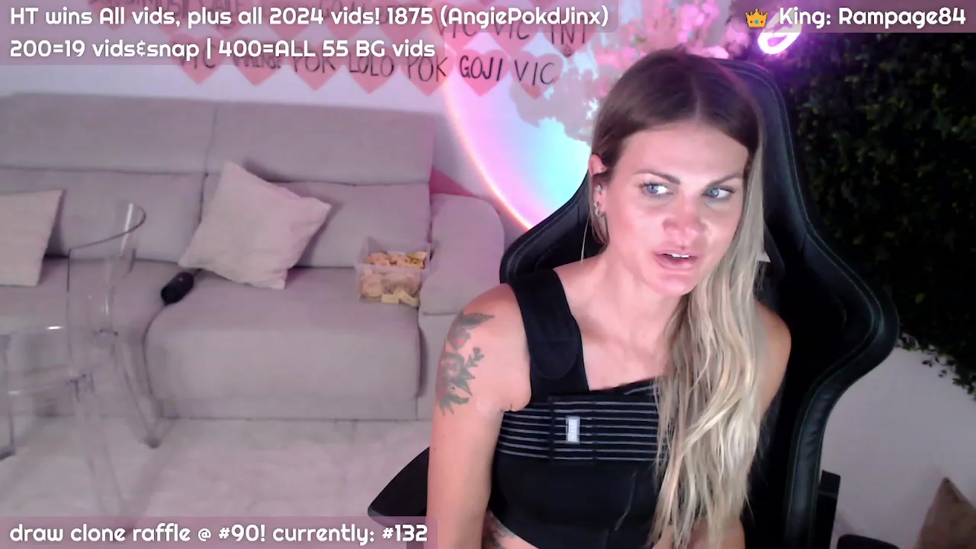 Gallery image thumbnail from JennyJinx's myfreecams stream on, 11/07/2023, 07:36 image 16 of 20