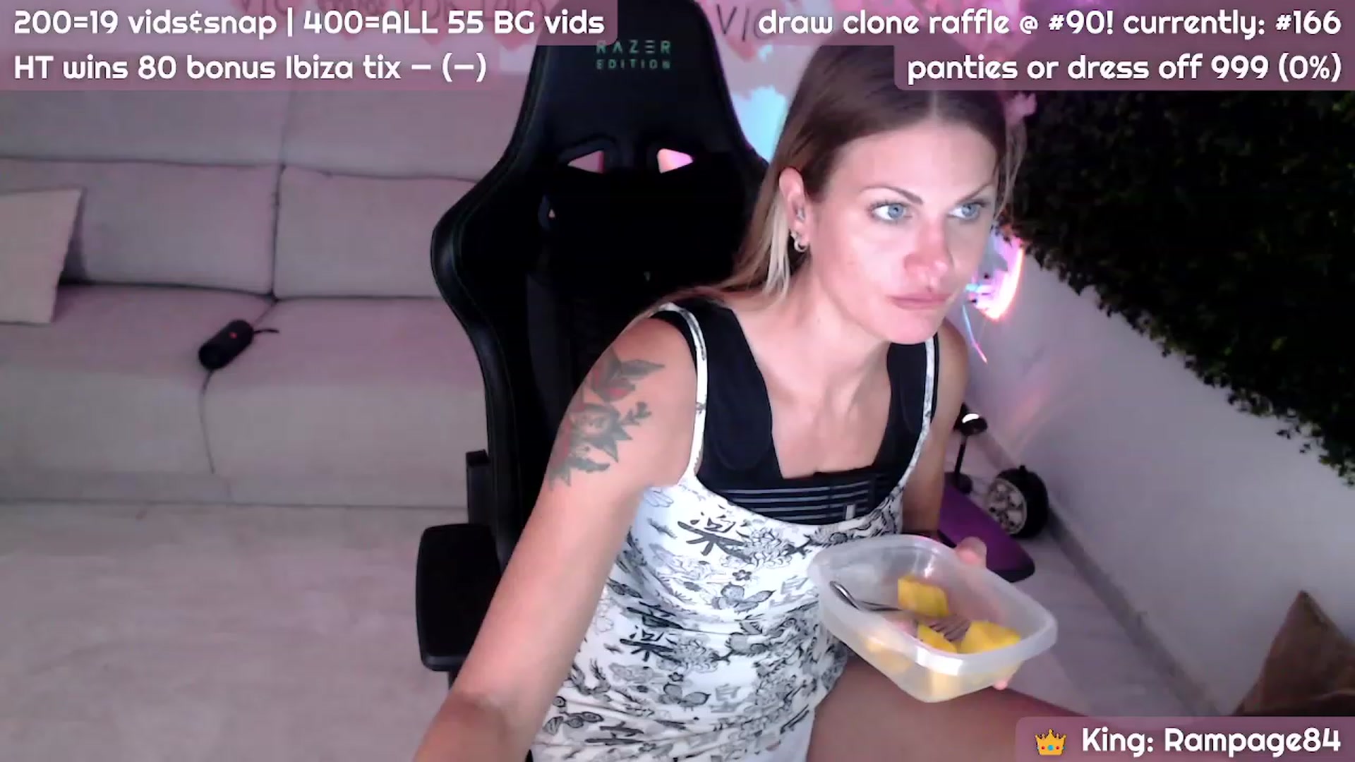 Gallery image thumbnail from JennyJinx's myfreecams stream on, 11/08/2023, 06:12 image 2 of 20
