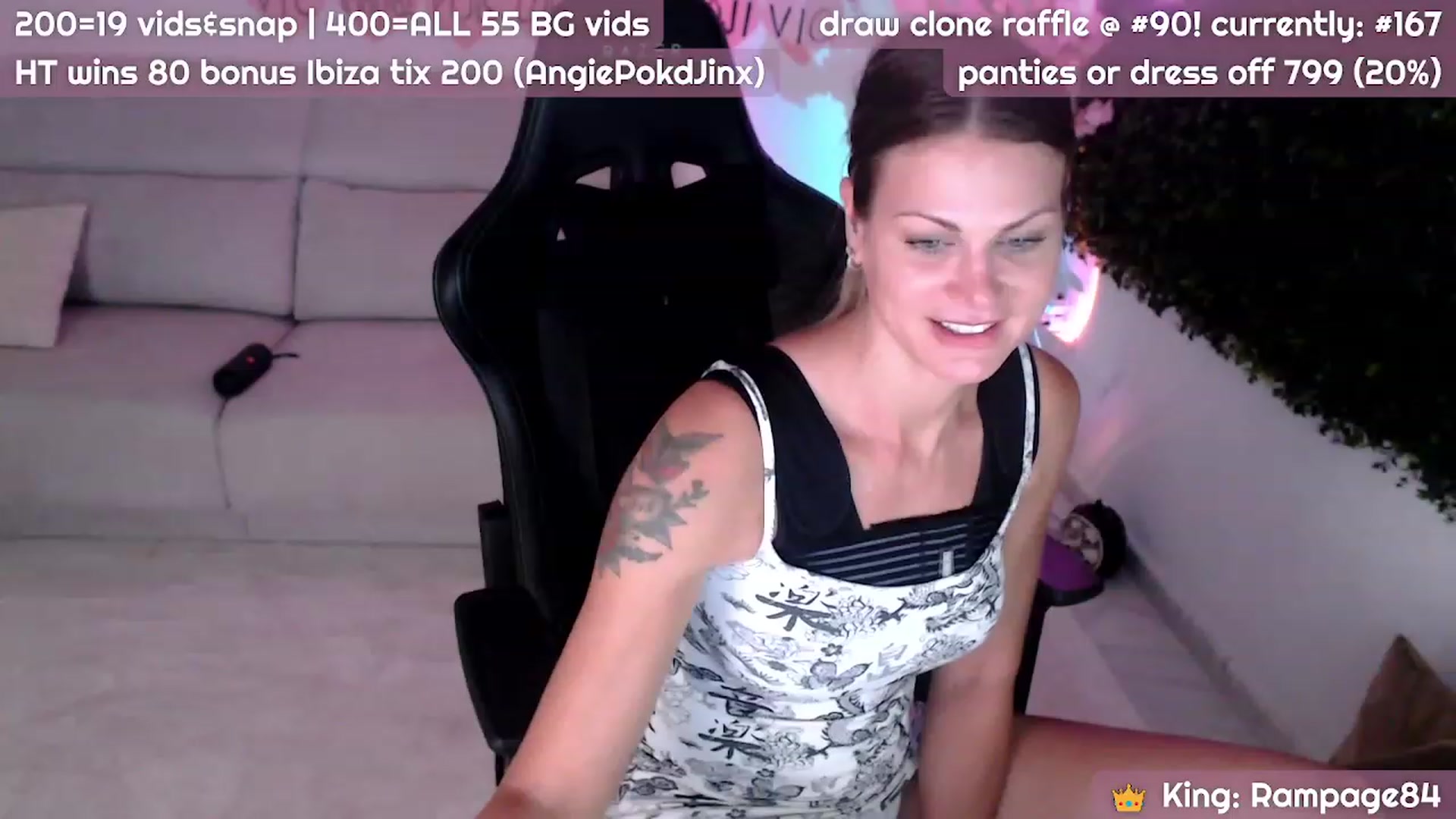 Gallery image thumbnail from JennyJinx's myfreecams stream on, 11/08/2023, 06:12 image 9 of 20