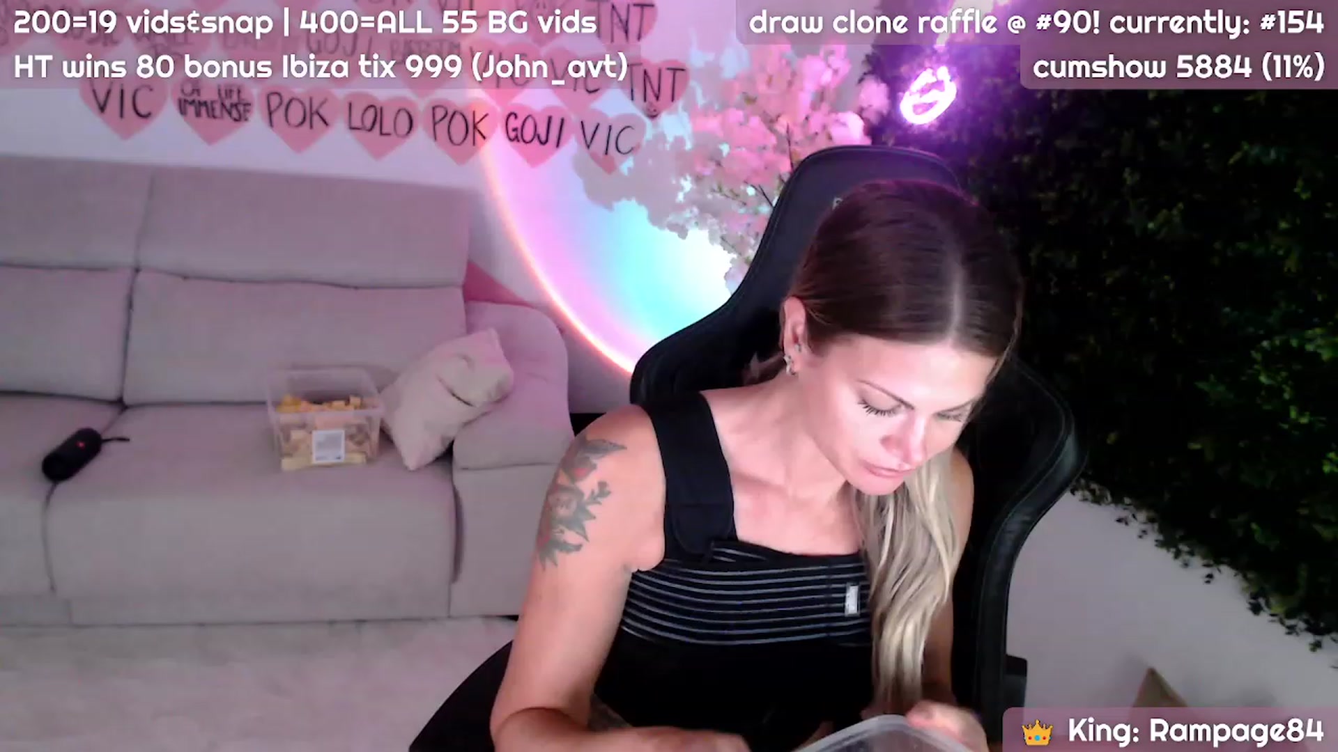 Gallery image thumbnail from JennyJinx's myfreecams stream on, 11/08/2023, 06:53 image 8 of 20