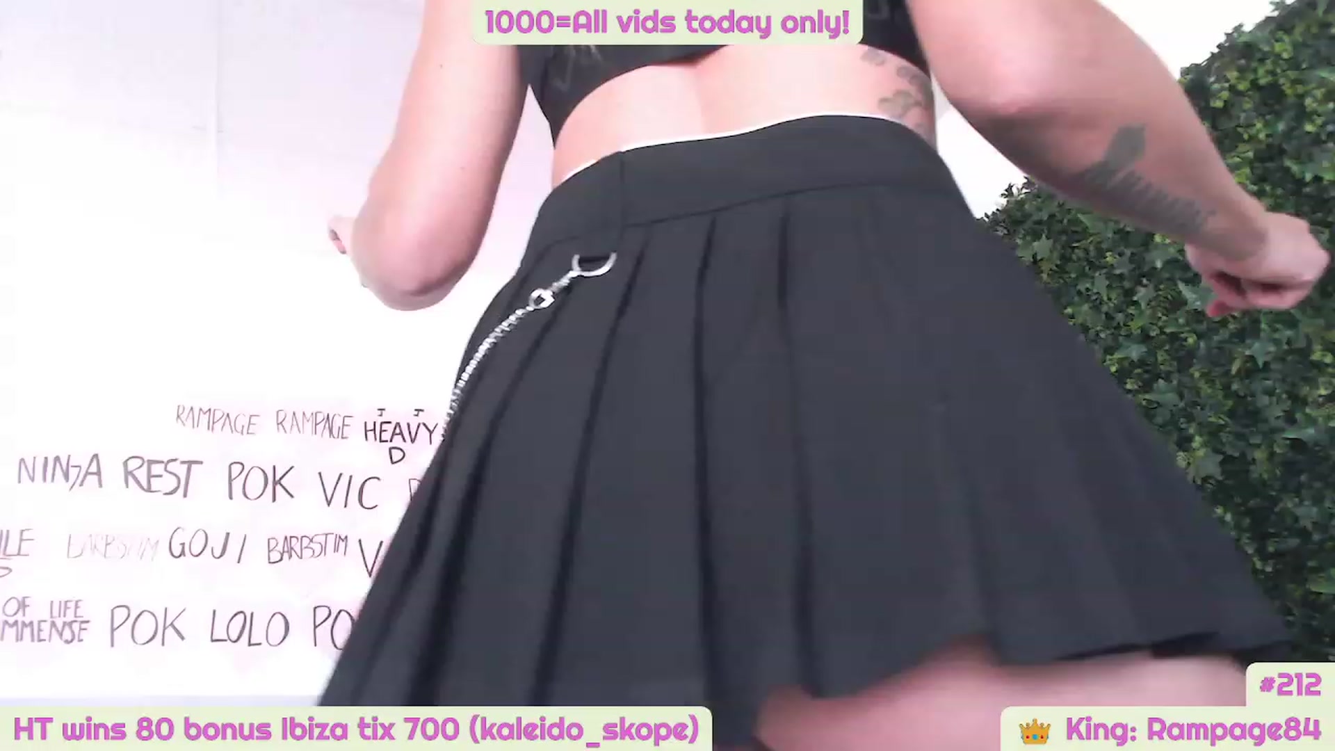 Gallery image thumbnail from JennyJinx's myfreecams stream on, 11/10/2023, 09:21 image 10 of 20