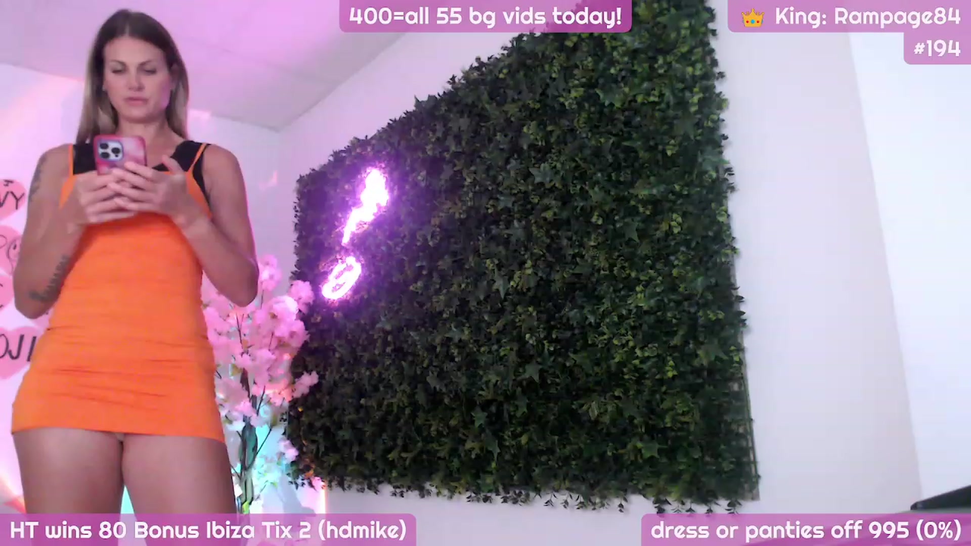Gallery image thumbnail from JennyJinx's myfreecams stream on, 11/13/2023, 04:55 image 15 of 20
