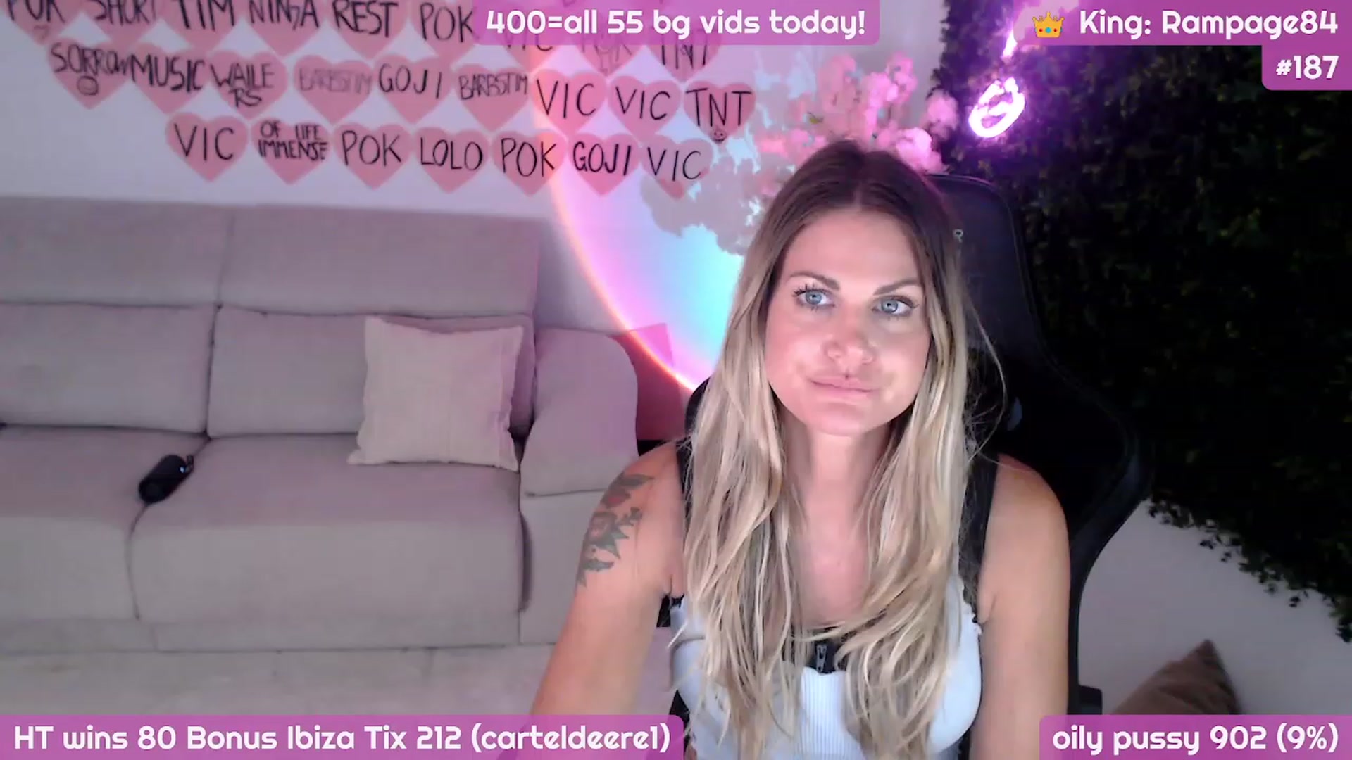 Gallery image thumbnail from JennyJinx's myfreecams stream on, 11/13/2023, 08:43 image 15 of 20