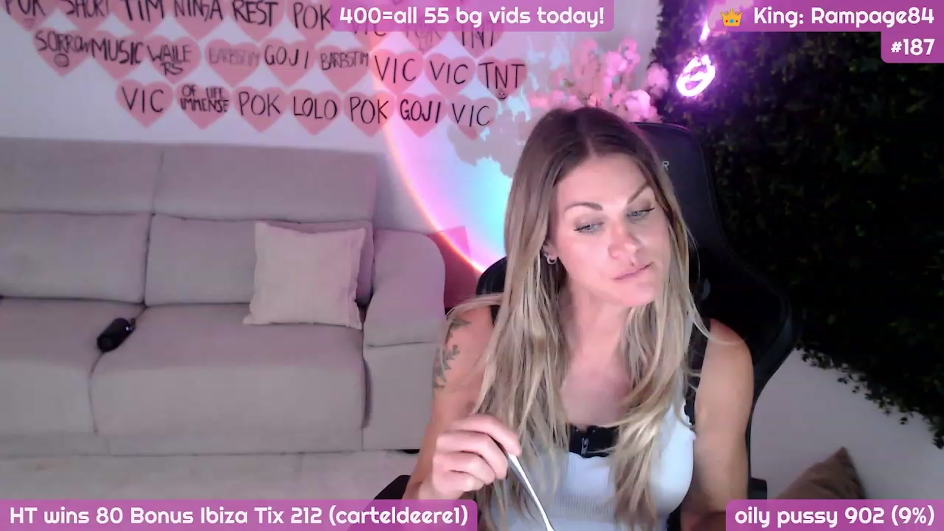 Gallery image thumbnail from JennyJinx's myfreecams stream on, 11/13/2023, 08:43 image 16 of 20