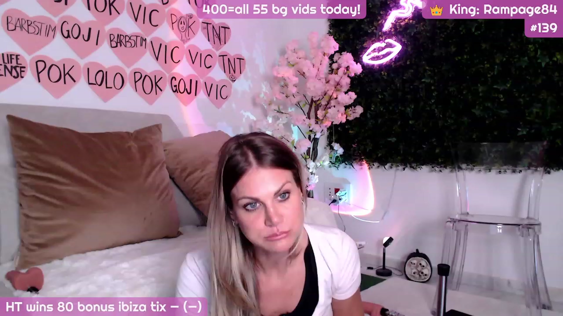 Gallery image thumbnail from JennyJinx's myfreecams stream on, 11/15/2023, 05:47 image 2 of 20