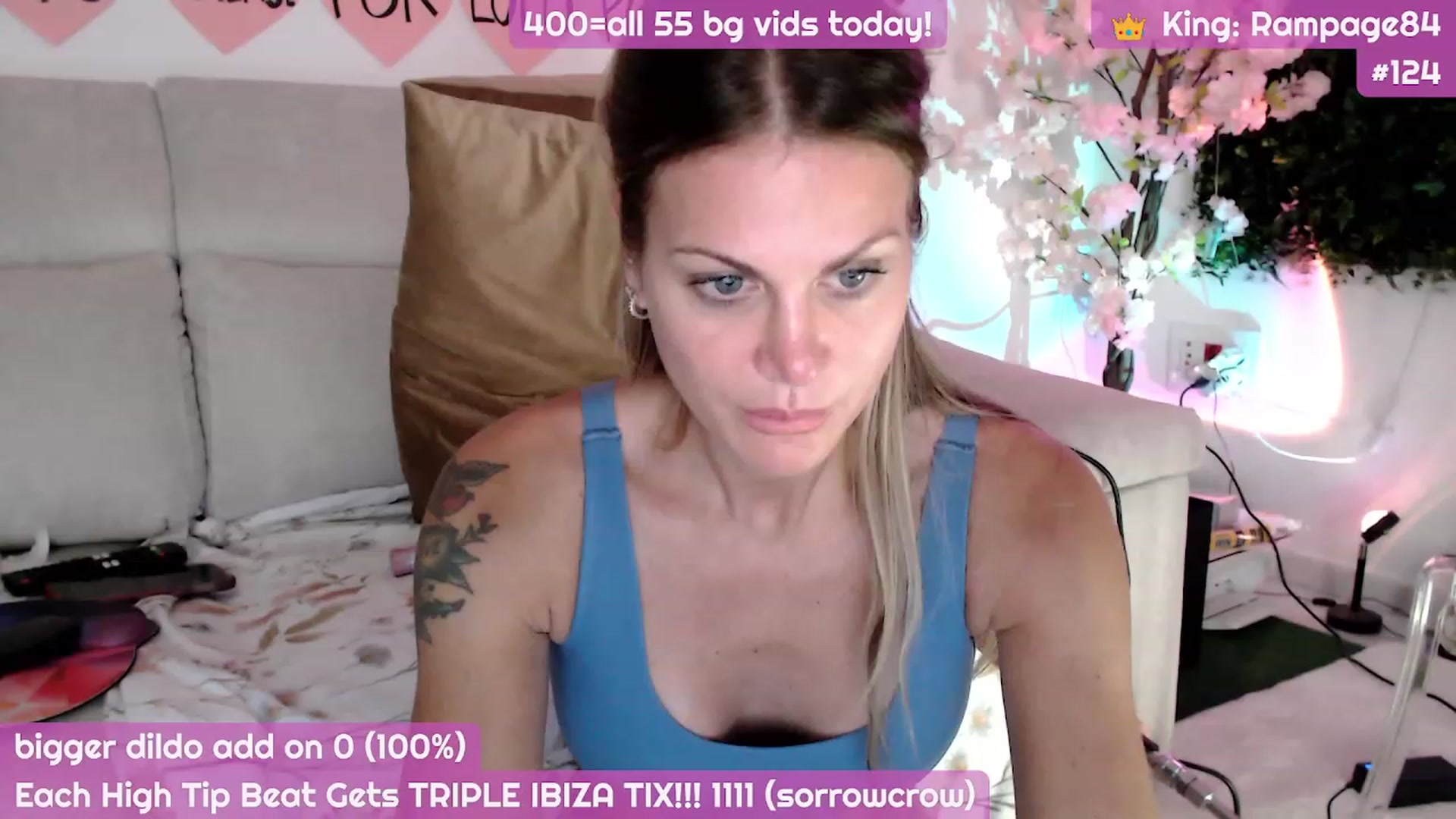 Gallery image thumbnail from JennyJinx's myfreecams stream on, 11/17/2023, 04:53 image 15 of 20
