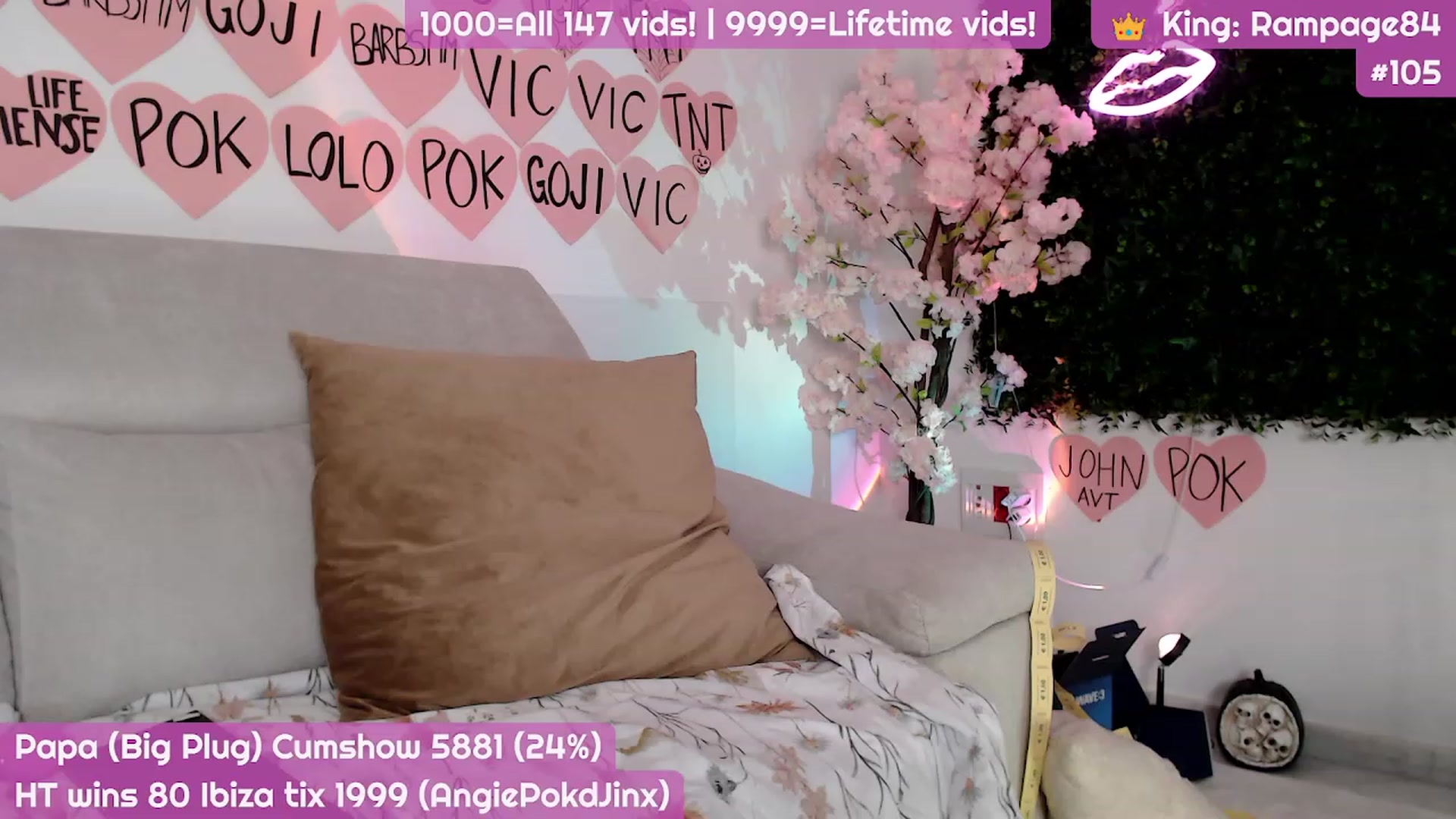 Gallery image thumbnail from JennyJinx's myfreecams stream on, 11/19/2023, 05:47 image 15 of 20