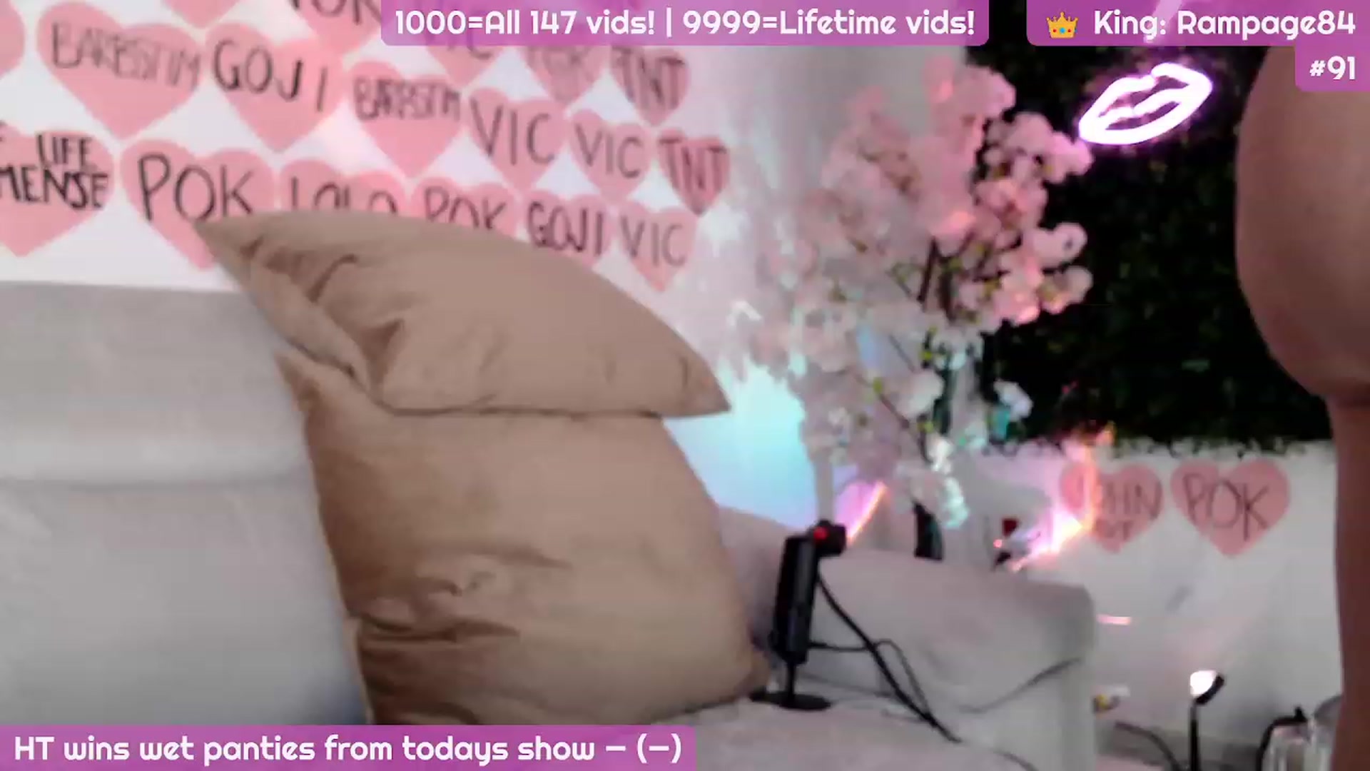 Gallery image thumbnail from JennyJinx's myfreecams stream on, 11/22/2023, 08:22 image 2 of 20