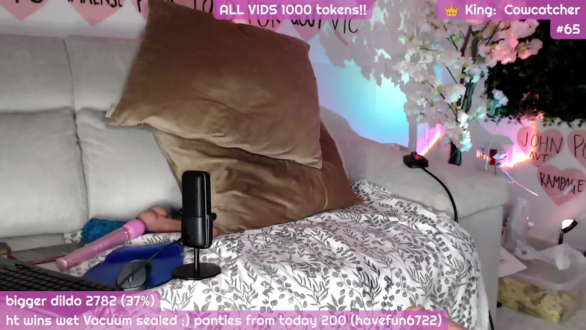 Gallery image thumbnail from JennyJinx's myfreecams stream on, 11/30/2023, 06:02 image 17 of 20