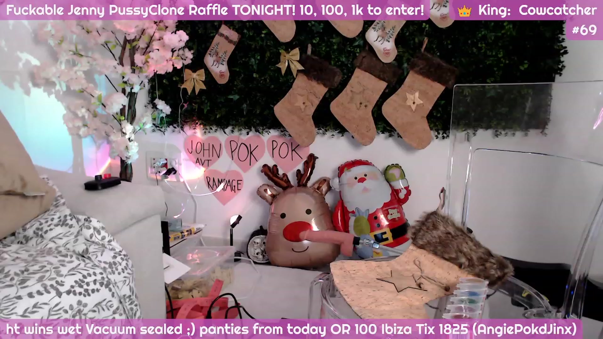 Gallery image thumbnail from JennyJinx's myfreecams stream on, 12/01/2023, 06:29 image 5 of 20