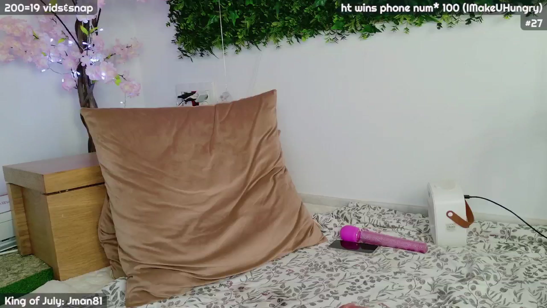 Gallery image thumbnail from JennyJinx's myfreecams stream on, 07/28/2024, 03:01 image 8 of 20