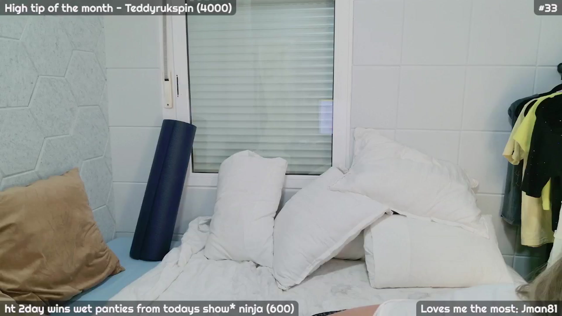 Gallery image thumbnail from JennyJinx's myfreecams stream on, 08/21/2024, 11:26 image 14 of 20