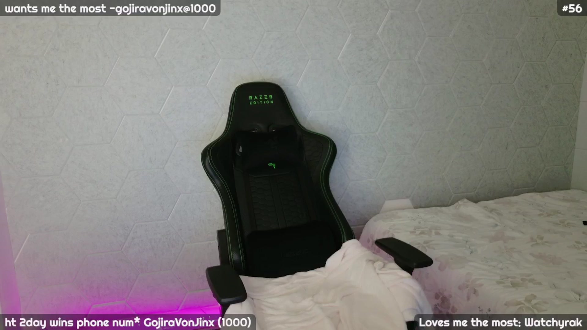 Gallery image thumbnail from JennyJinx's myfreecams stream on, 10/01/2024, 13:50 image 6 of 20