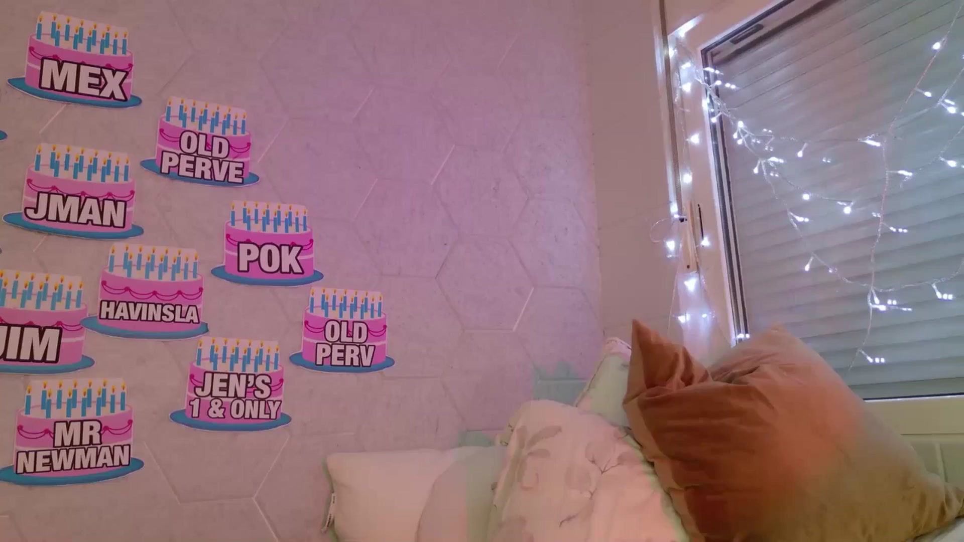 Gallery image thumbnail from JennyJinx's myfreecams stream on, 11/02/2024, 24:05 image 20 of 20