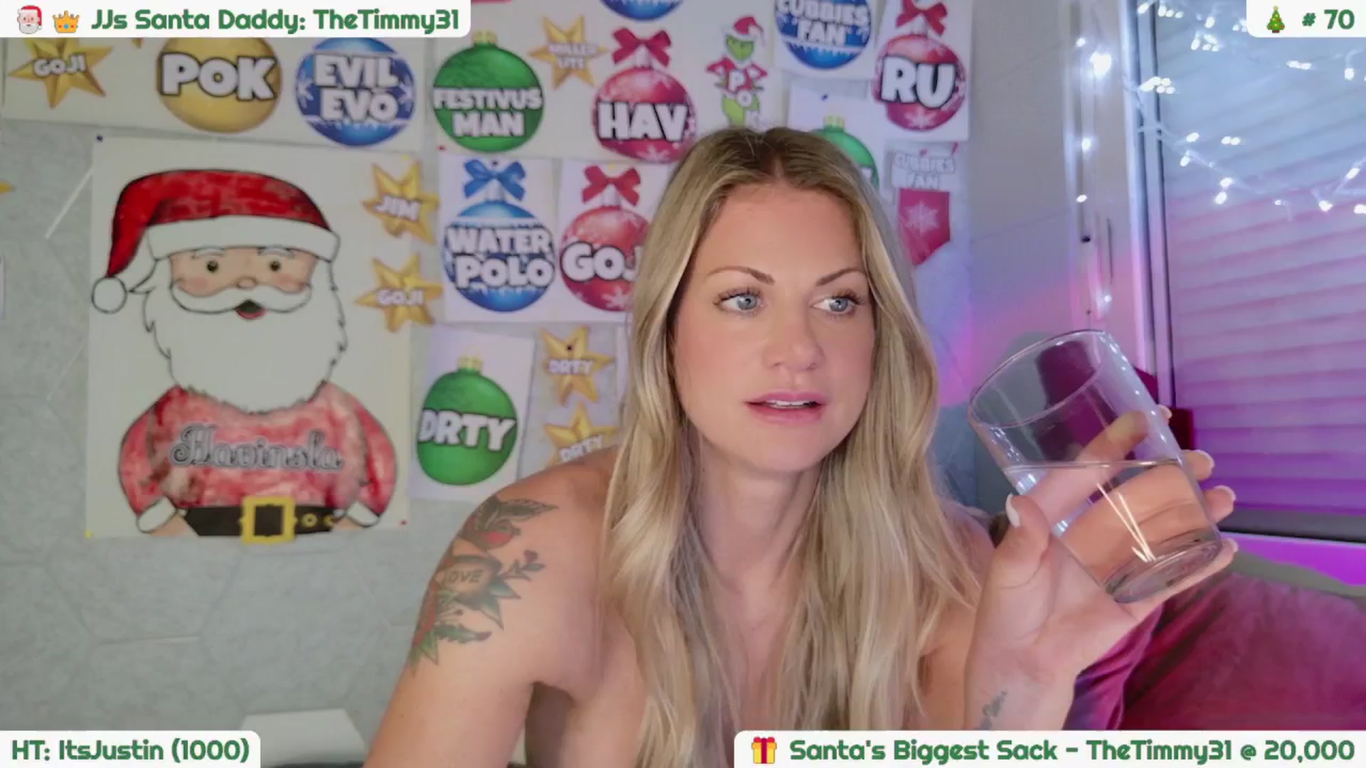 Gallery image thumbnail from JennyJinx's myfreecams stream on, 12/19/2024, 03:47 image 6 of 20