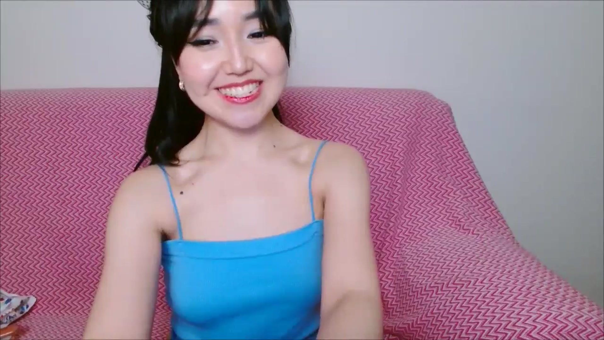 Gallery image thumbnail from JennyLeee's myfreecams stream on, 05/13/2024, 08:15 image 10 of 20