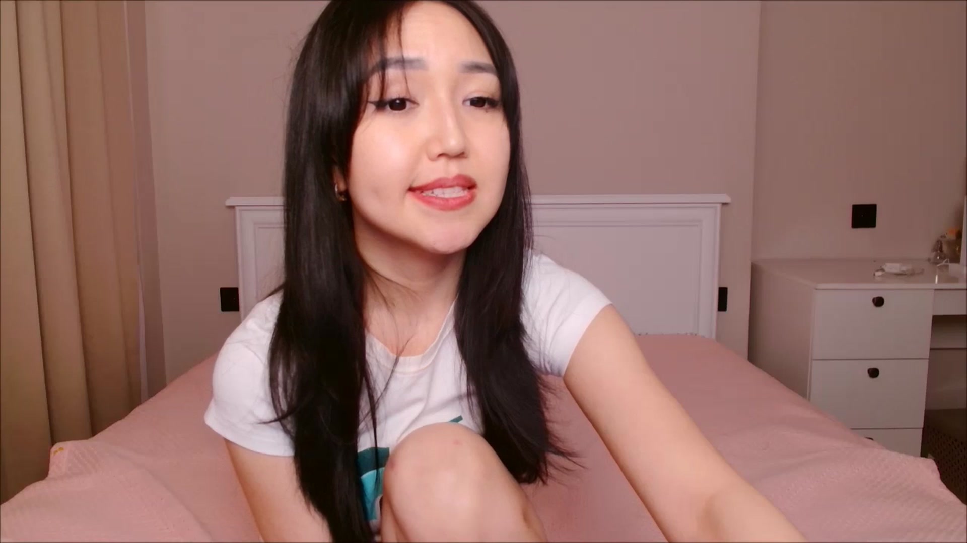 Gallery image thumbnail from JennyLeee's myfreecams stream on, 06/01/2024, 09:39 image 11 of 20