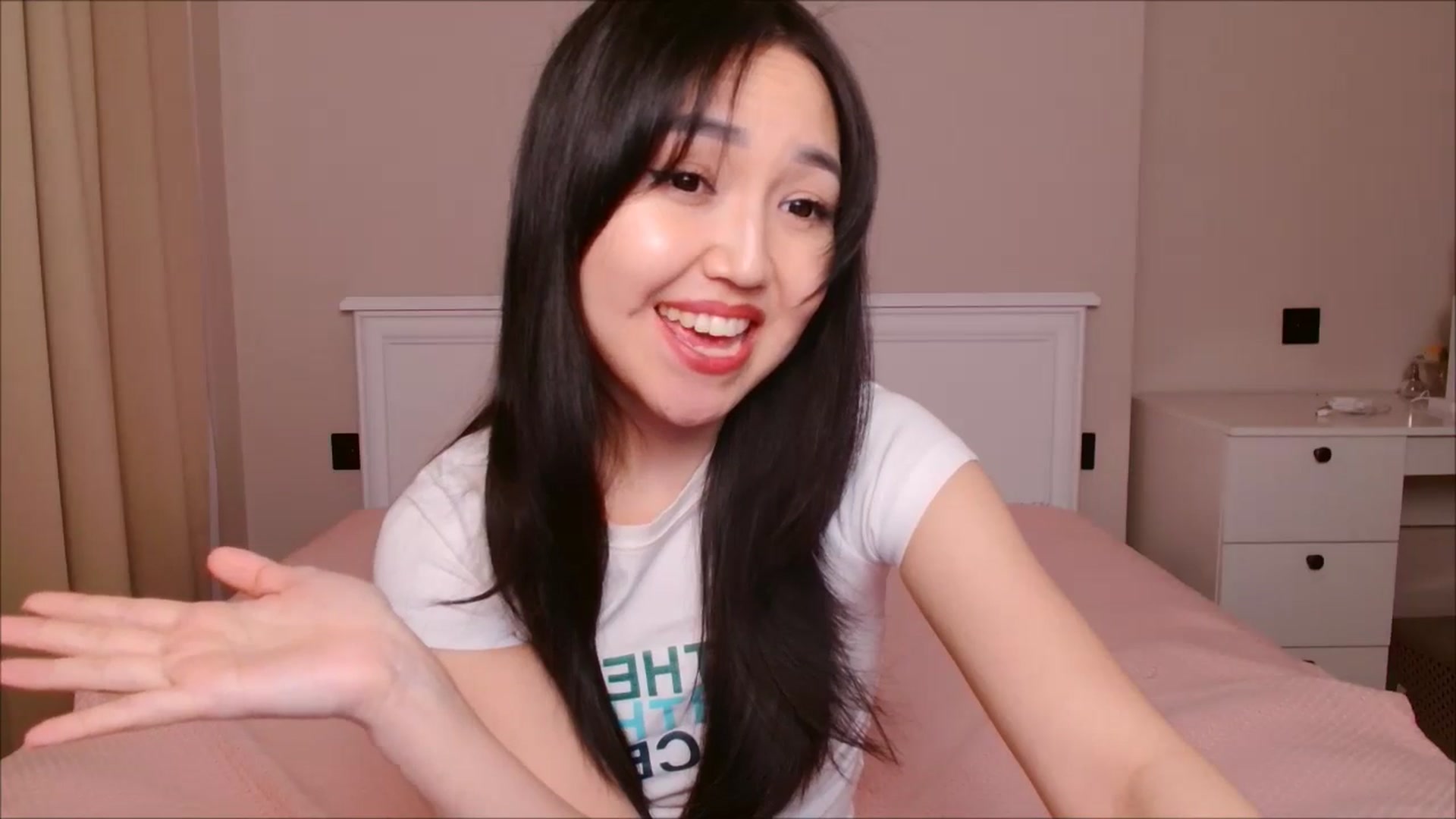 Gallery image thumbnail from JennyLeee's myfreecams stream on, 06/01/2024, 09:39 image 9 of 20