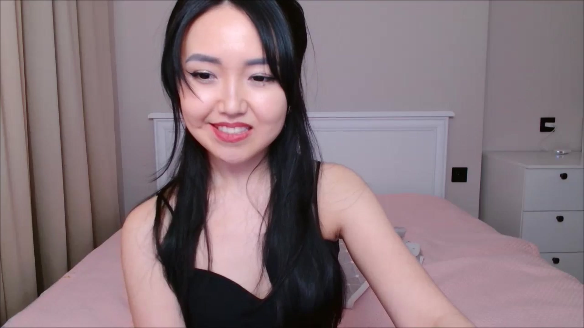 Gallery image thumbnail from JennyLeee's myfreecams stream on, 06/03/2024, 08:53 image 13 of 20