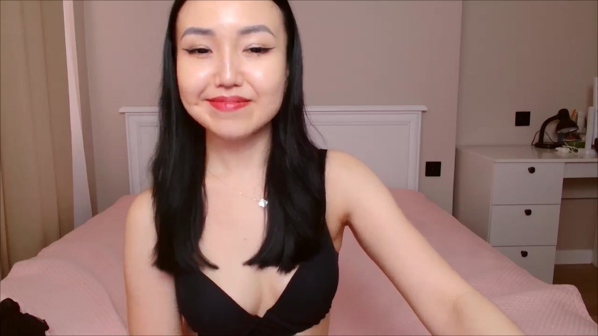 Gallery image thumbnail from JennyLeee's myfreecams stream on, 06/08/2024, 09:42 image 4 of 20