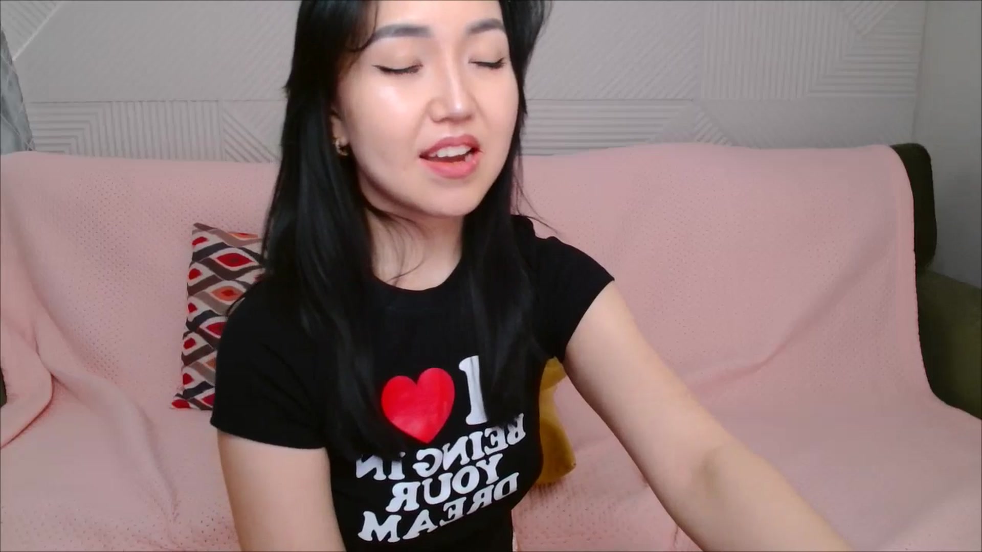 Gallery image thumbnail from JennyLeee's myfreecams stream on, 06/24/2024, 04:06 image 14 of 20