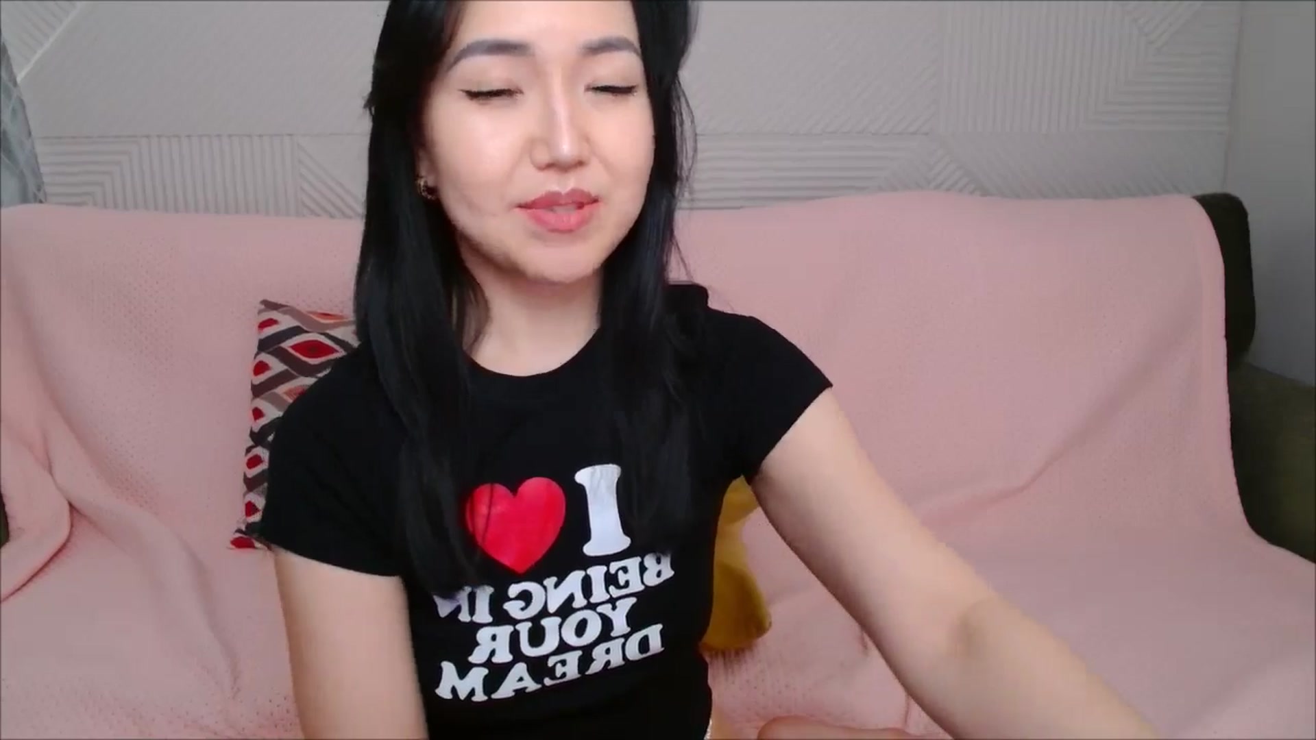 Gallery image thumbnail from JennyLeee's myfreecams stream on, 06/24/2024, 04:06 image 7 of 20