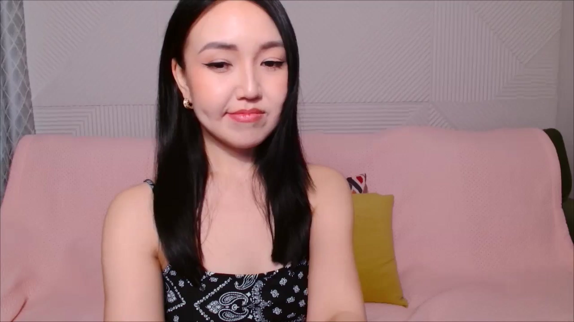 Gallery image thumbnail from JennyLeee's myfreecams stream on, 06/29/2024, 01:32 image 9 of 20
