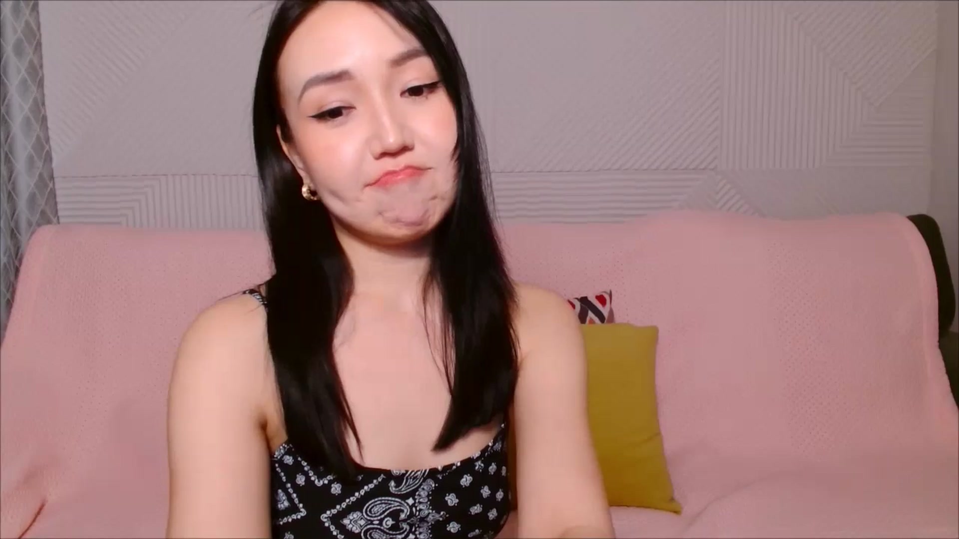 Gallery image thumbnail from JennyLeee's myfreecams stream on, 06/29/2024, 01:32 image 4 of 20