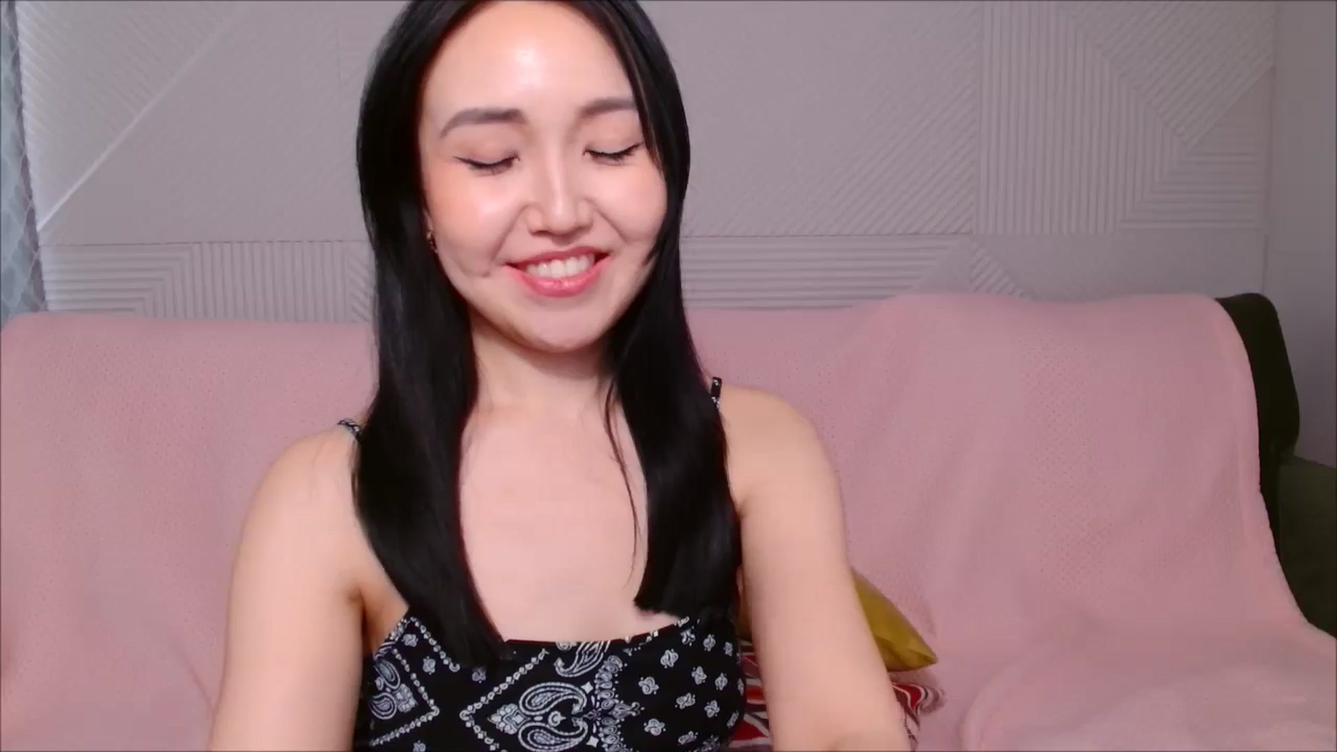 Gallery image thumbnail from JennyLeee's myfreecams stream on, 06/29/2024, 09:38 image 9 of 20