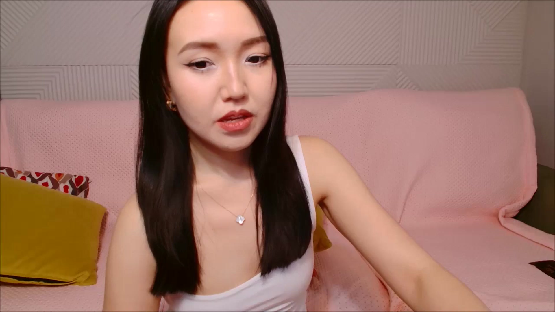 Gallery image thumbnail from JennyLeee's myfreecams stream on, 07/14/2024, 08:44 image 3 of 20