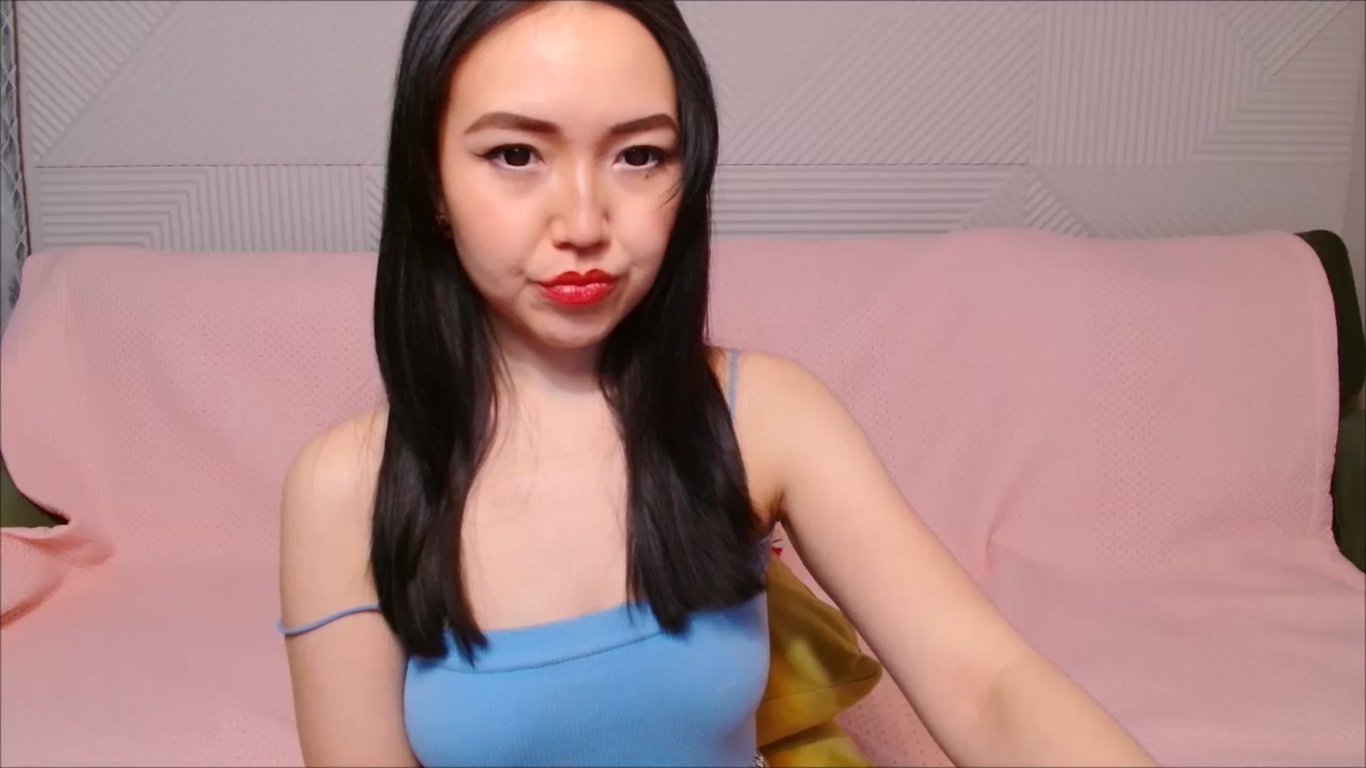 Gallery image thumbnail from JennyLeee's myfreecams stream on, 07/22/2024, 03:03 image 17 of 20