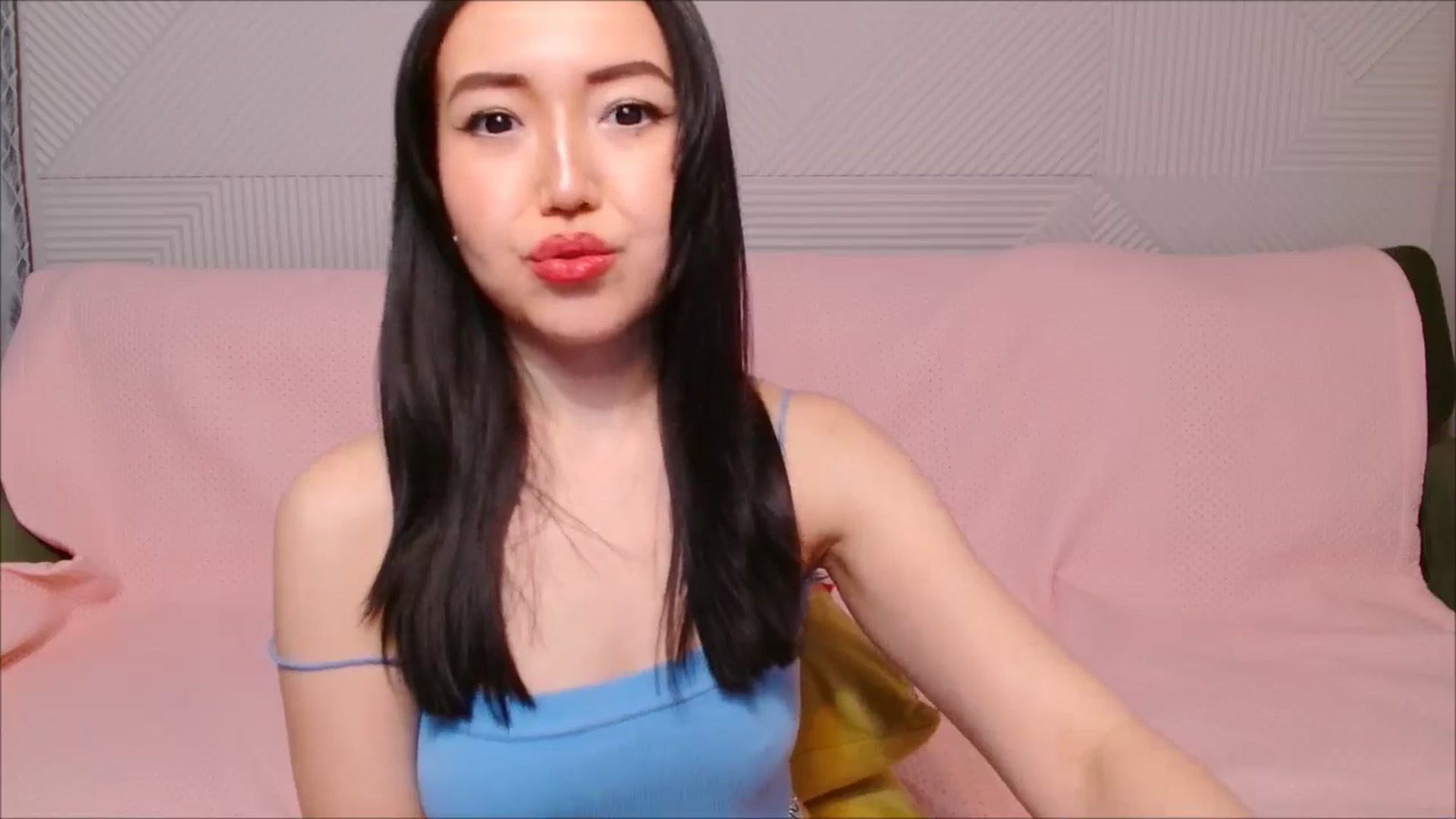 Gallery image thumbnail from JennyLeee's myfreecams stream on, 07/22/2024, 03:03 image 12 of 20