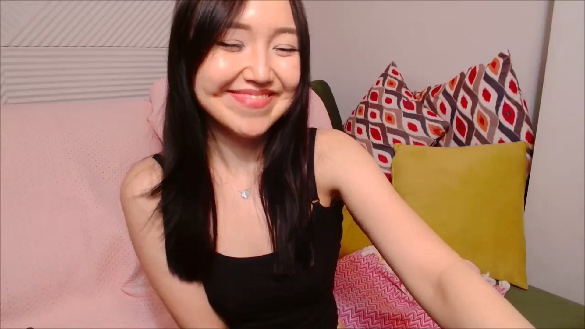 Gallery image thumbnail from JennyLeee's myfreecams stream on, 08/18/2024, 09:31 image 10 of 20