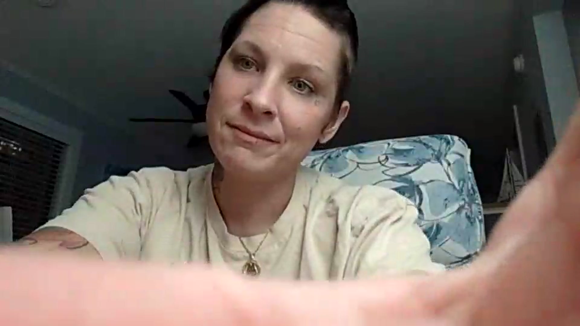 Gallery image thumbnail from JennyShore72's myfreecams stream on, 08/18/2026, 06:06 image 3 of 20
