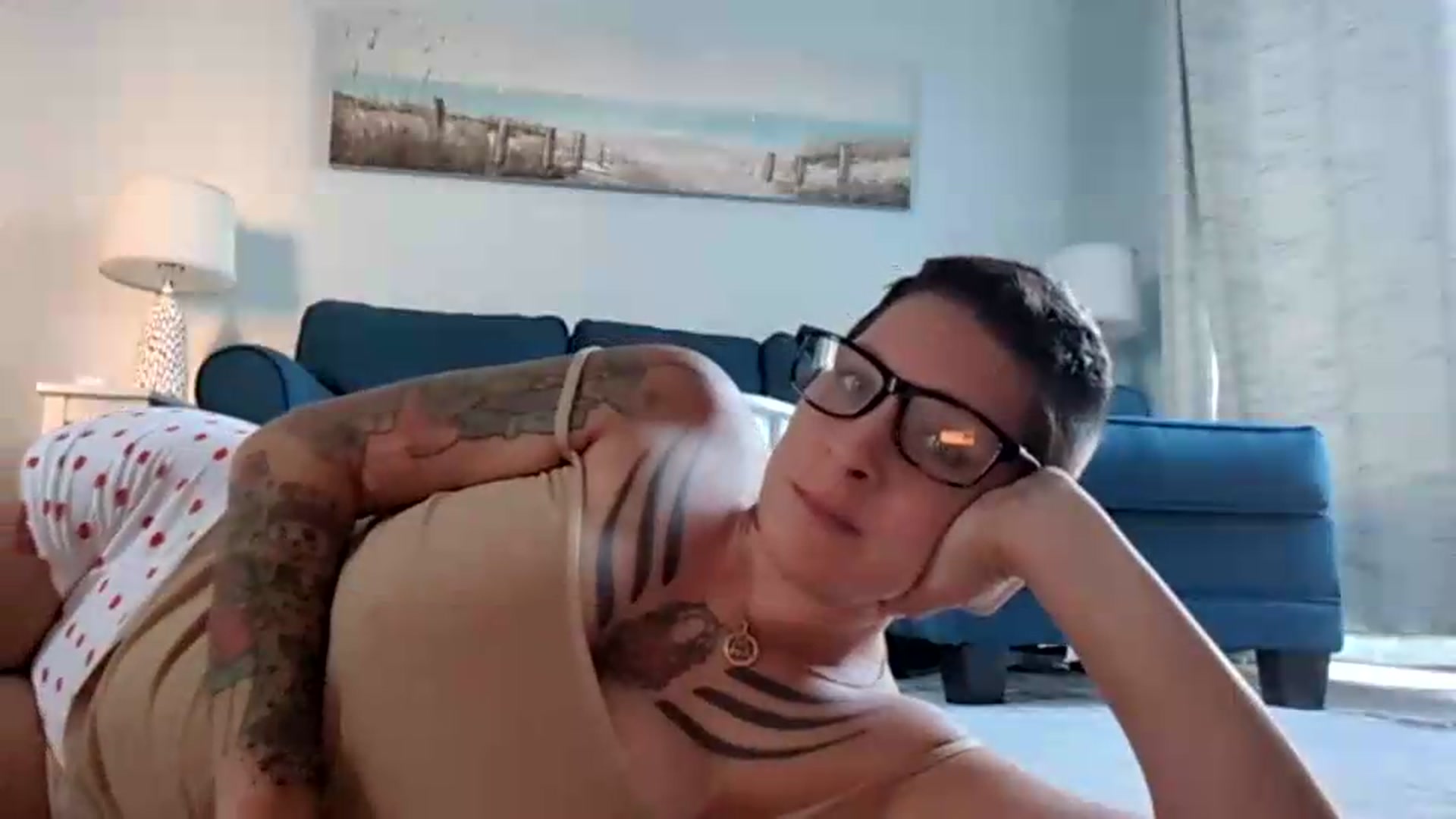 Gallery image thumbnail from JennyShore72's myfreecams stream on, 08/23/2026, 23:04 image 9 of 20