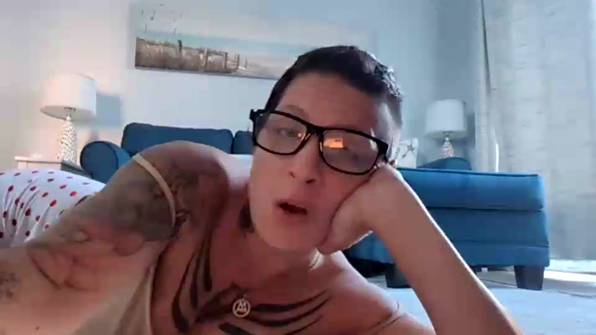 Gallery image thumbnail from JennyShore72's myfreecams stream on, 08/23/2026, 23:04 image 6 of 20