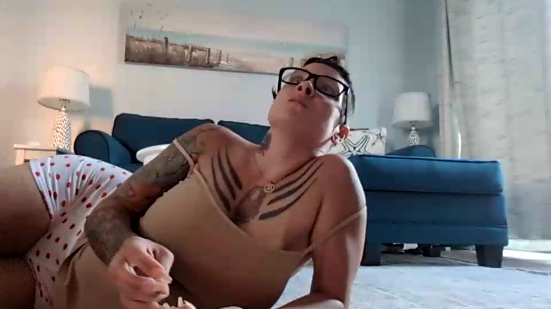 Gallery image thumbnail from JennyShore72's myfreecams stream on, 08/23/2026, 23:04 image 8 of 20
