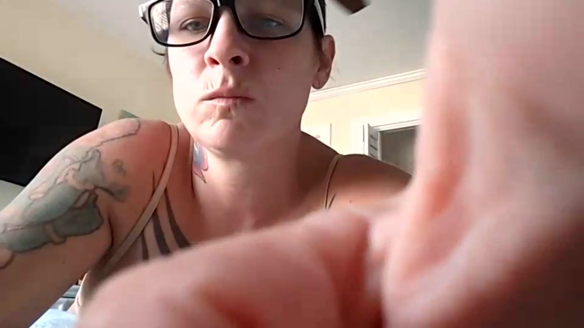 Gallery image thumbnail from JennyShore72's myfreecams stream on, 08/26/2026, 19:15 image 6 of 20