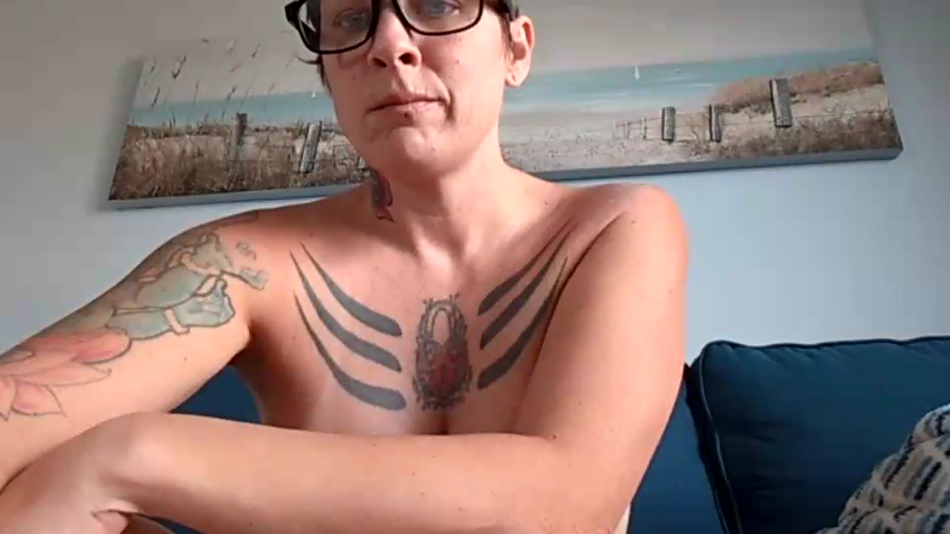 Gallery image thumbnail from JennyShore72's myfreecams stream on, 08/26/2026, 19:51 image 4 of 20