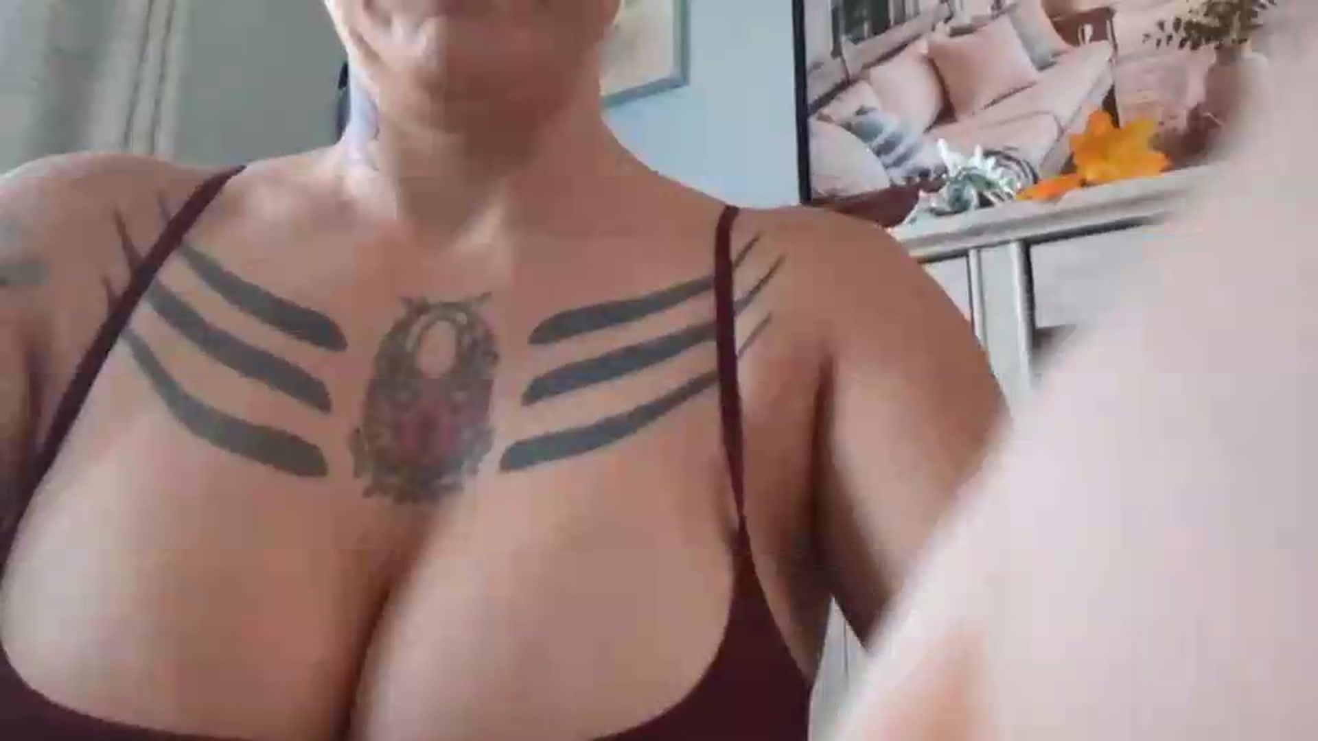 Gallery image thumbnail from JennyShore72's myfreecams stream on, 09/05/2026, 16:04 image 15 of 20