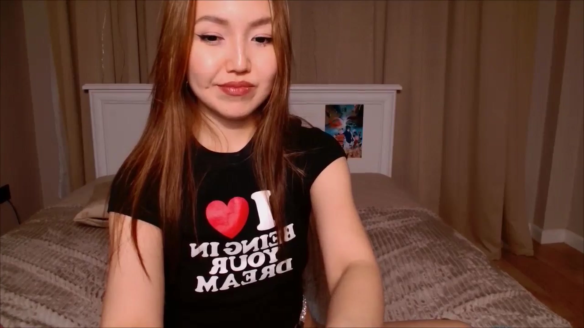 Gallery image thumbnail from JennyVibe's myfreecams stream on, 12/31/2024, 10:50 image 5 of 20