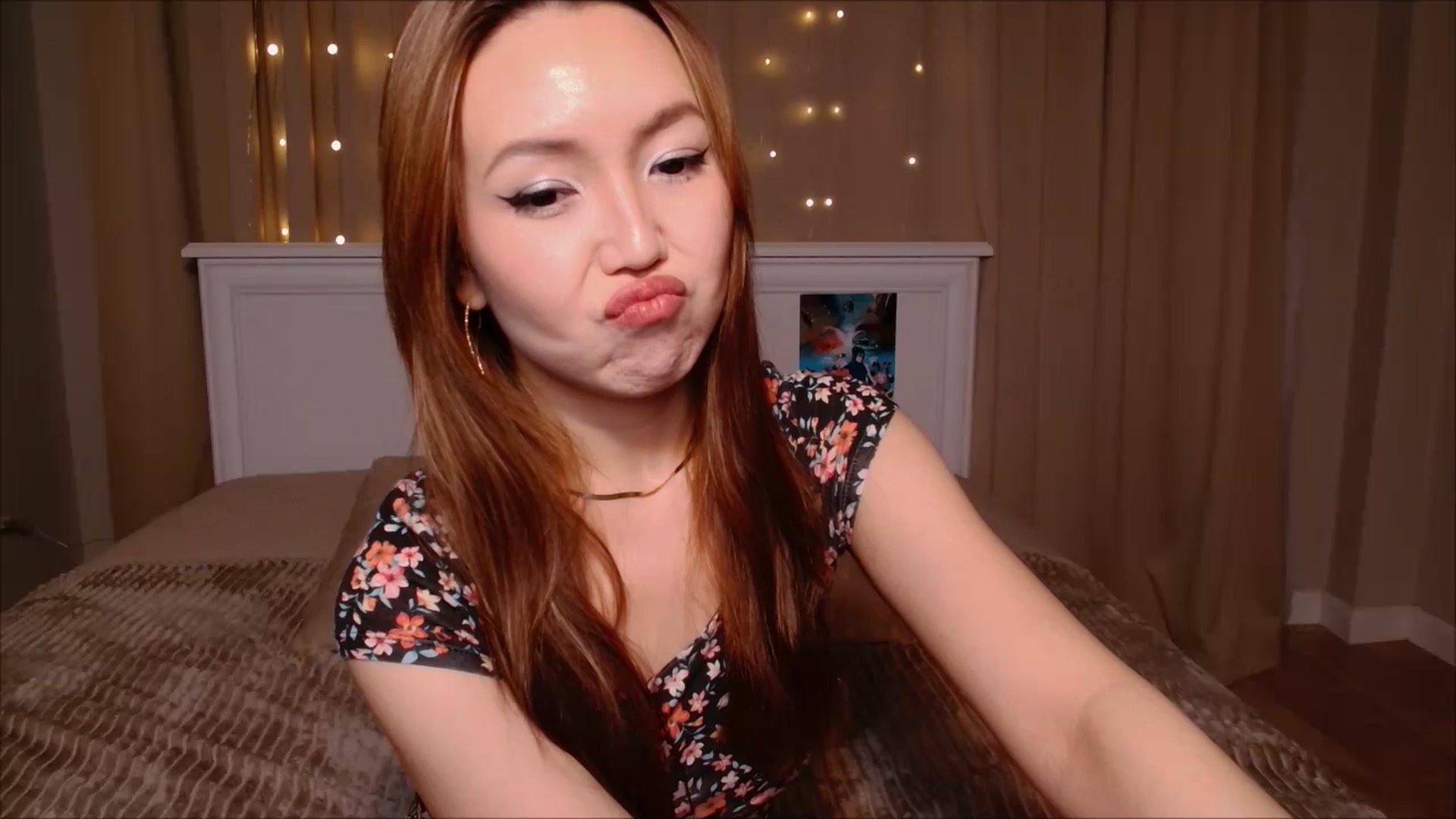 Gallery image thumbnail from JennyVibe's myfreecams stream on, 01/02/2025, 08:14 image 1 of 20