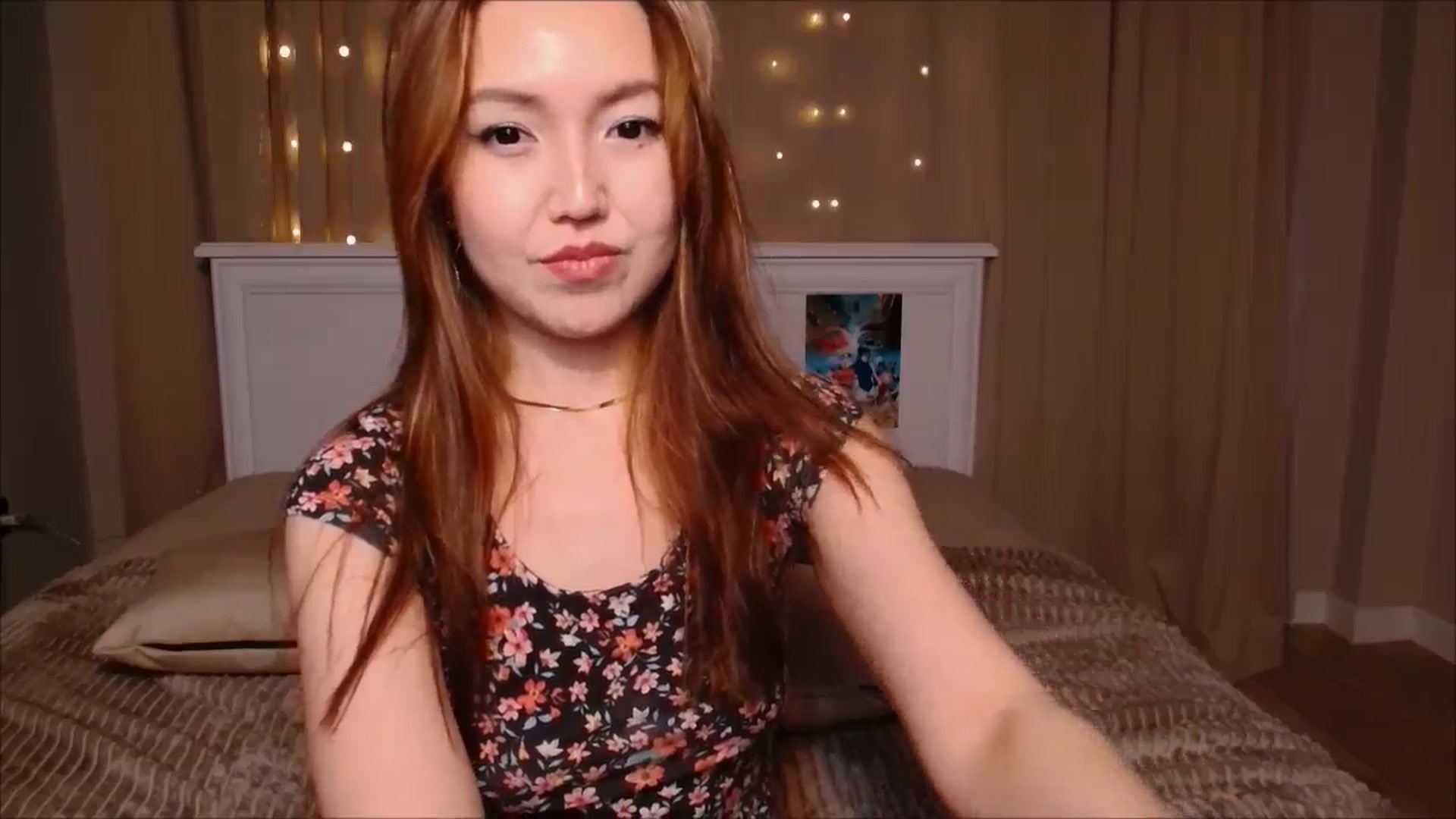 Gallery image thumbnail from JennyVibe's myfreecams stream on, 01/02/2025, 11:25 image 8 of 20